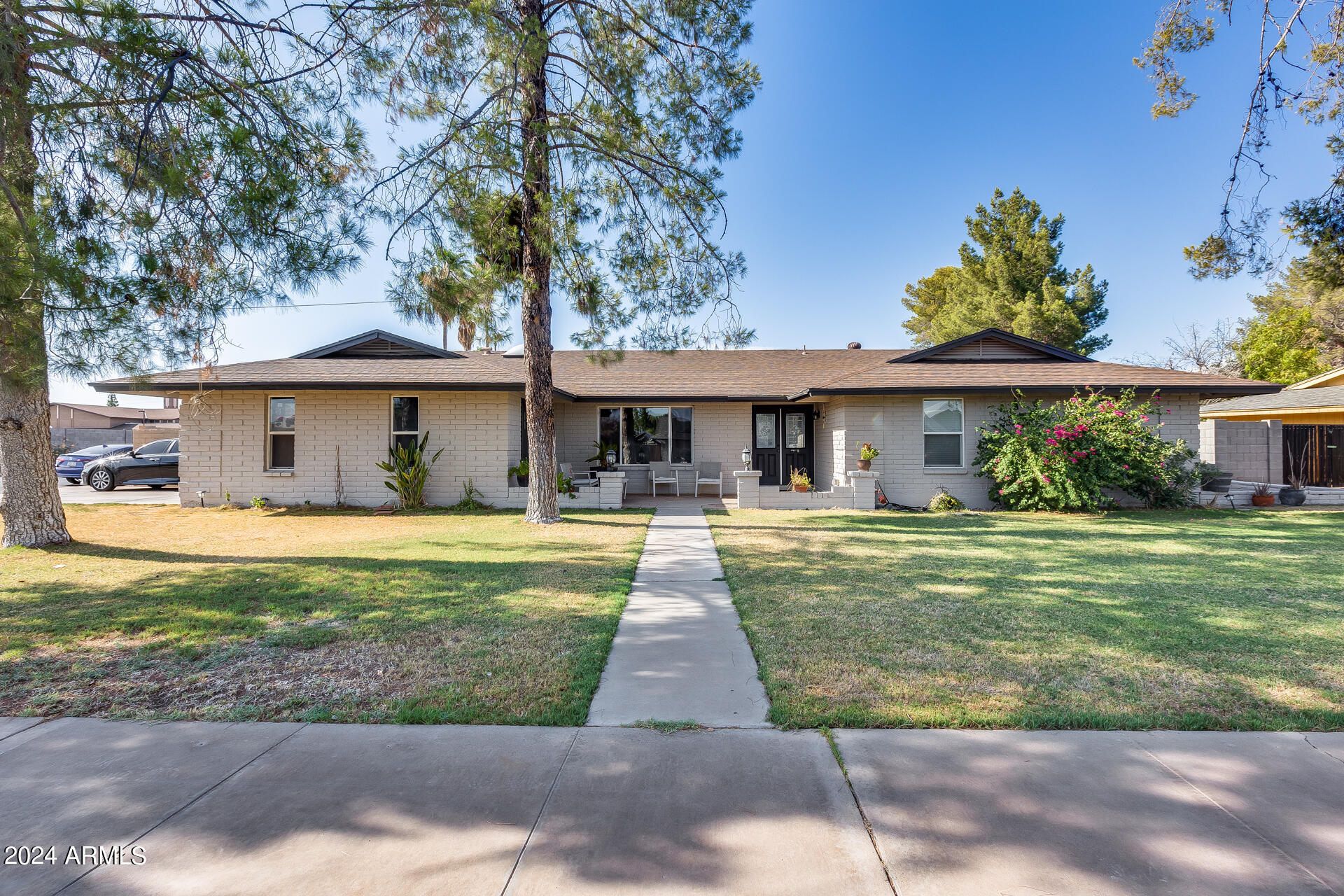 Photo 1 of 41 of 1456 E GARNET Avenue house