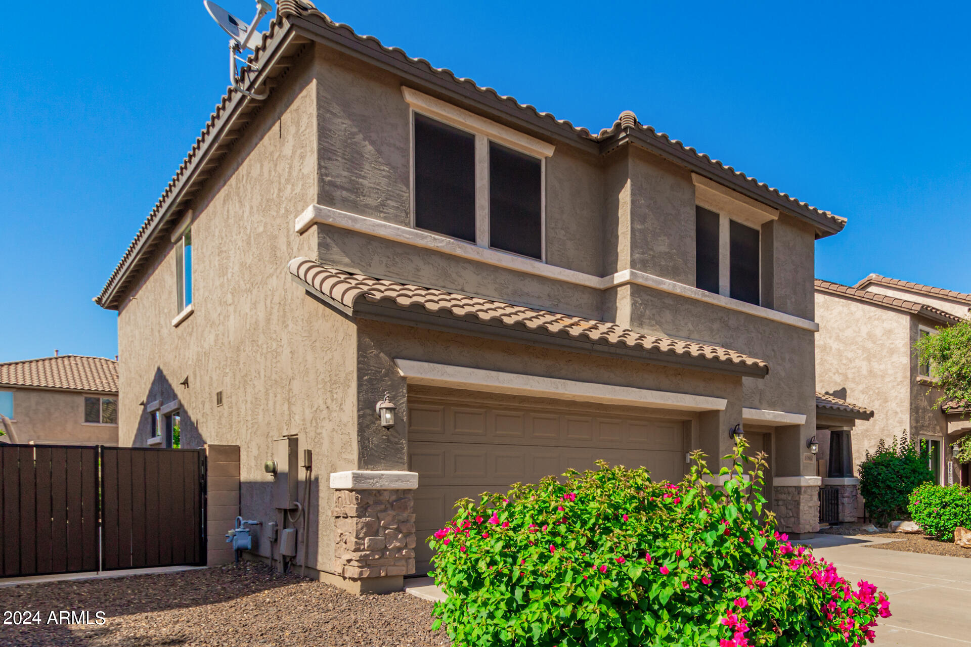 Photo 6 of 95 of 10862 E SOLINA Avenue house