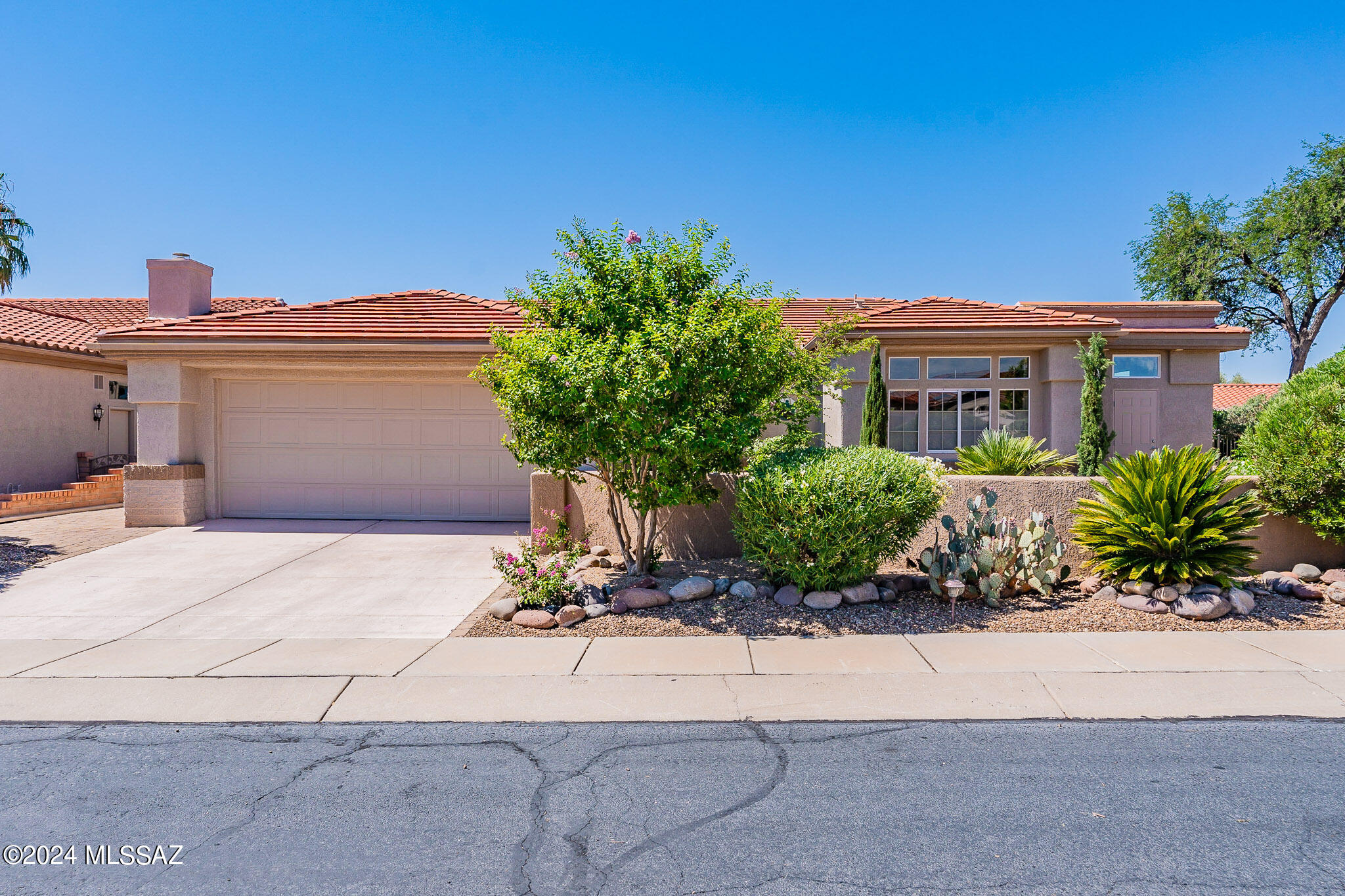 Photo 2 of 50 of 2196 E Sahuarita Wash Way house