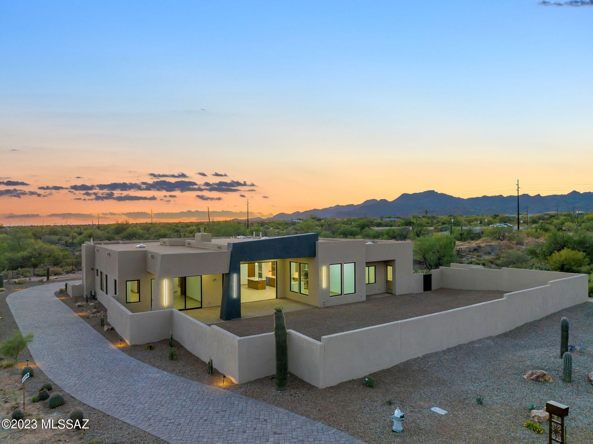 Photo 46 of 48 of 11876 N Vista Del Sol Place house