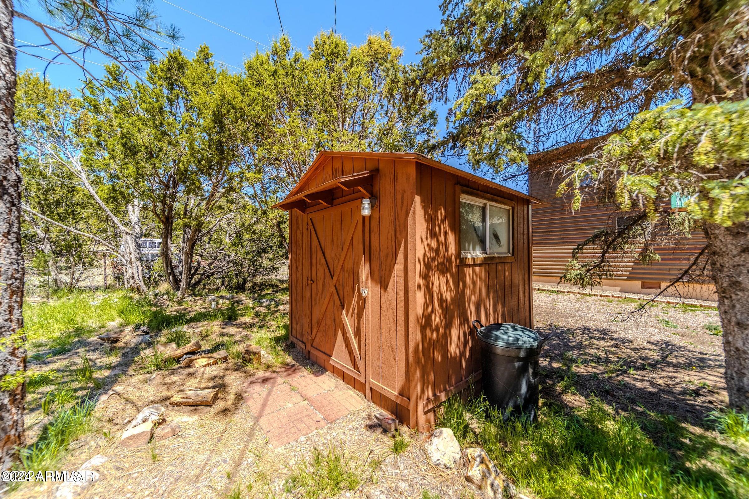 Photo 11 of 31 of 3396 NAVAJO Drive house