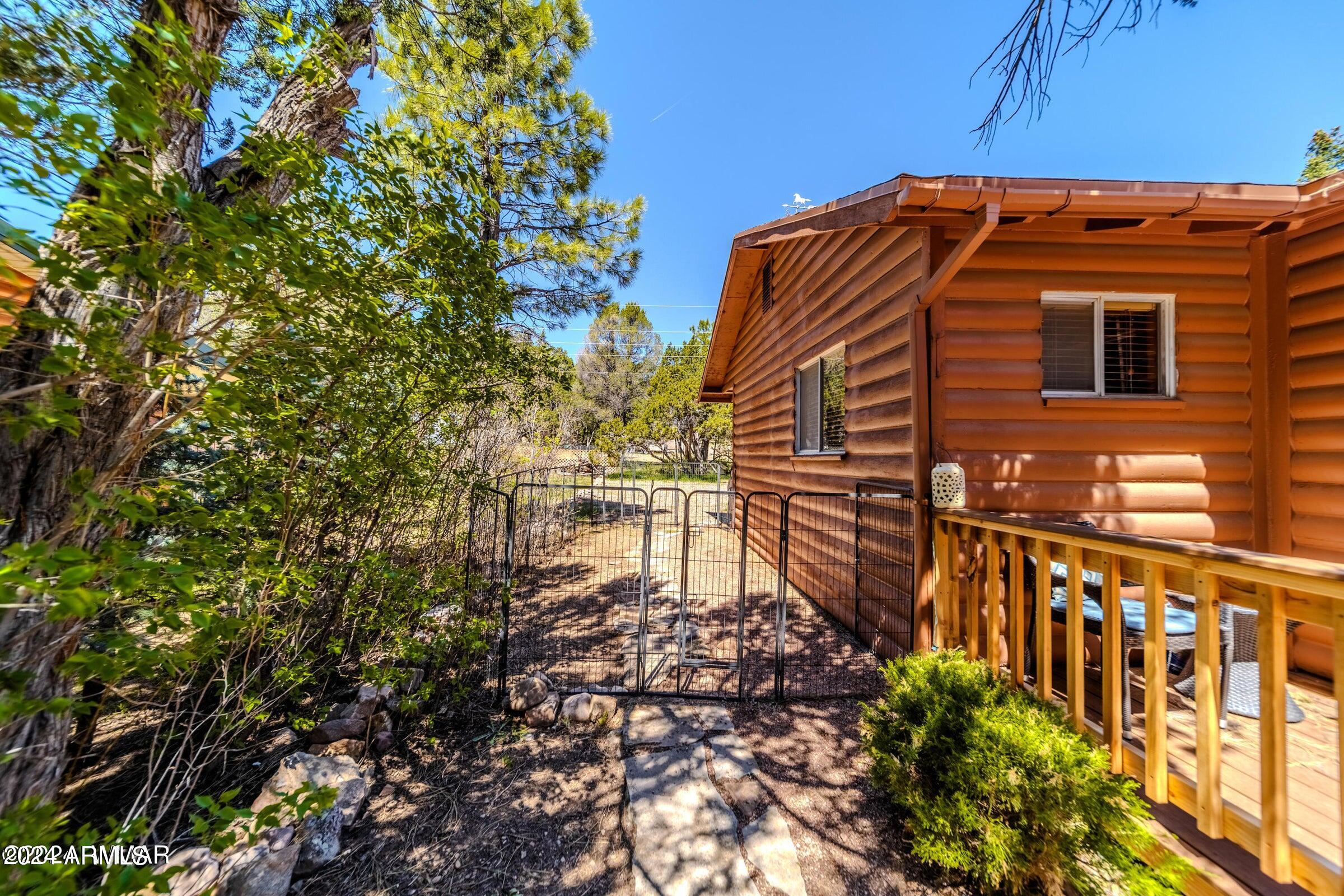 Photo 9 of 31 of 3396 NAVAJO Drive house