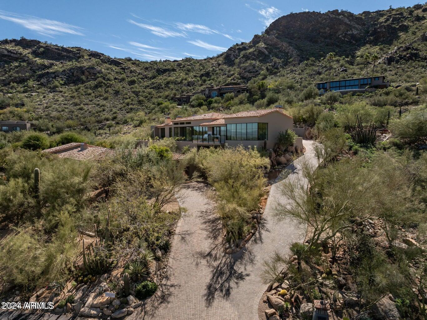 Photo 4 of 60 of 5939 E QUARTZ MOUNTAIN Road house