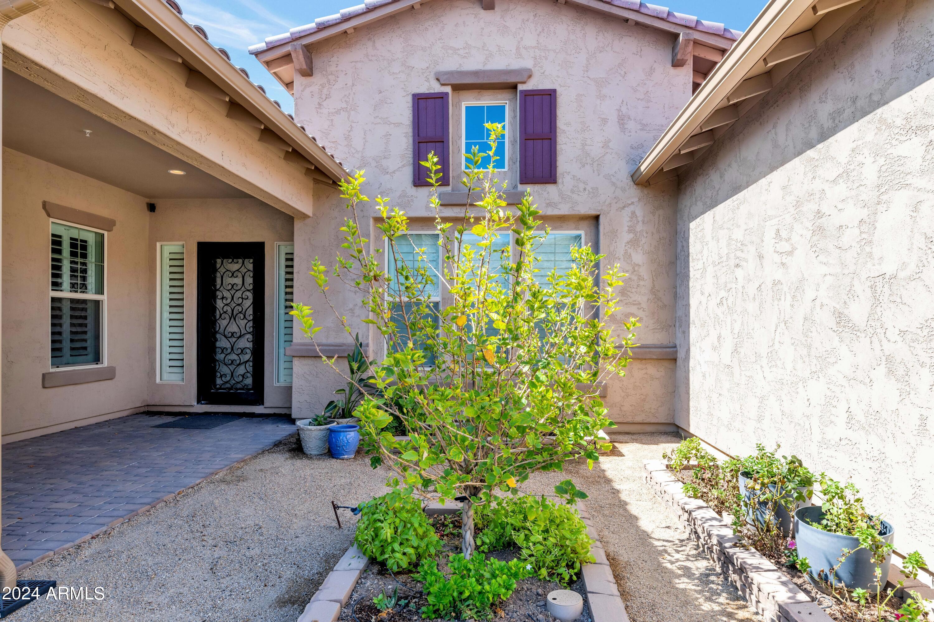 Photo 4 of 51 of 8589 W ARTEMISA Avenue house