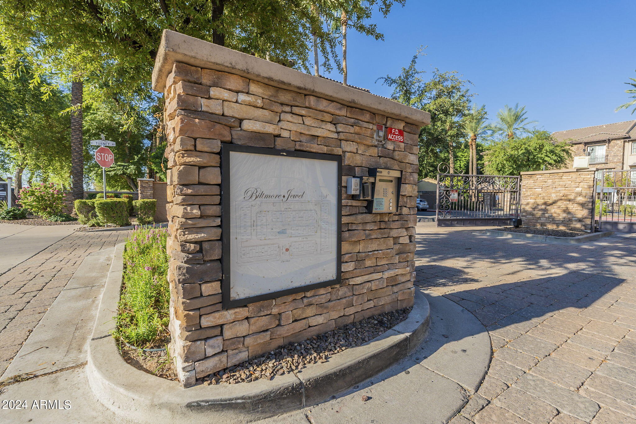 Photo 8 of 53 of 4409 N 24TH Place townhome