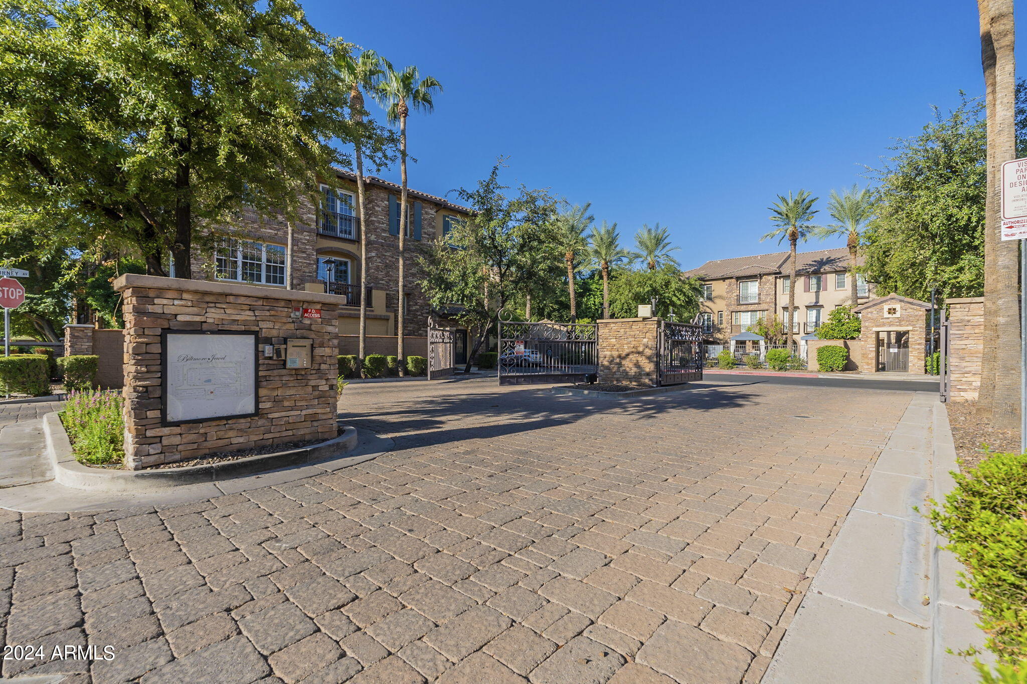 Photo 9 of 53 of 4409 N 24TH Place townhome