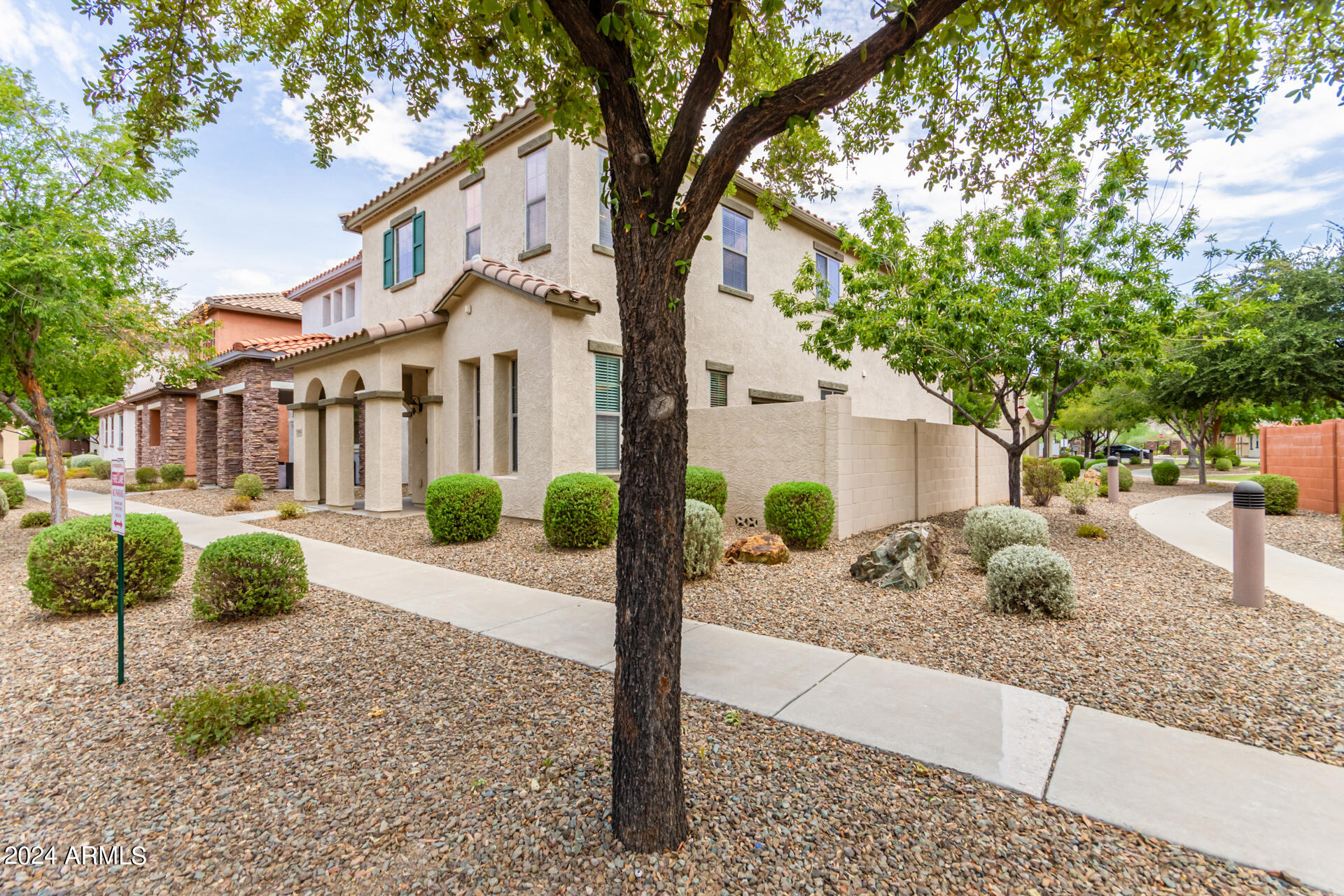 Photo 10 of 48 of 5359 W CHISUM Trail condo