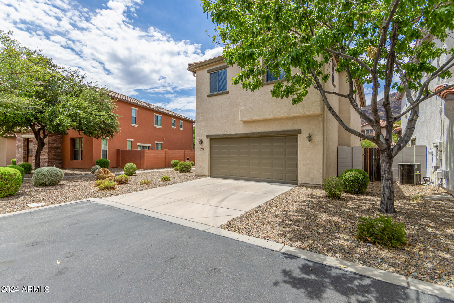 Photo 4 of 48 of 5359 W CHISUM Trail condo