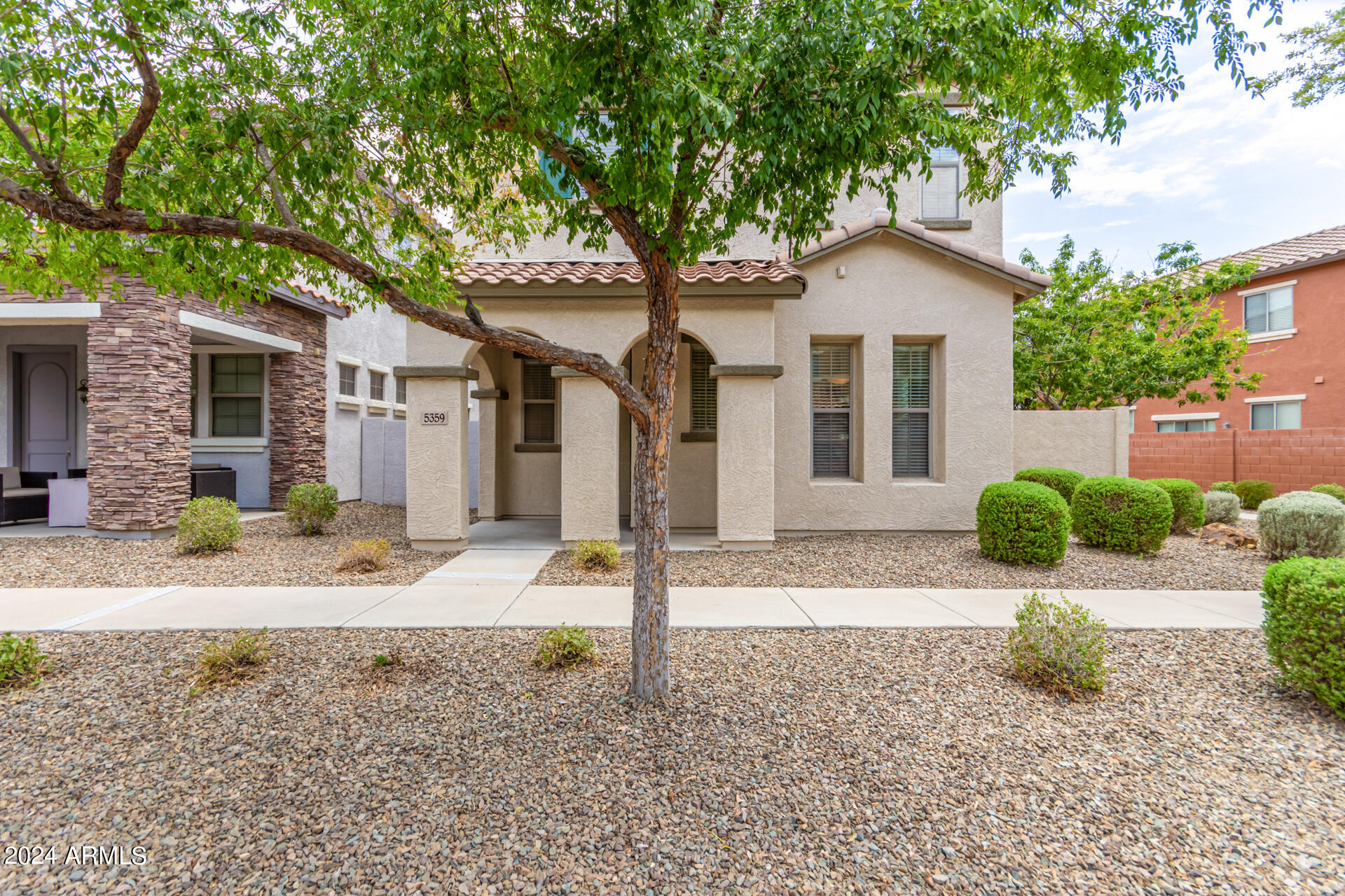 Photo 8 of 48 of 5359 W CHISUM Trail condo