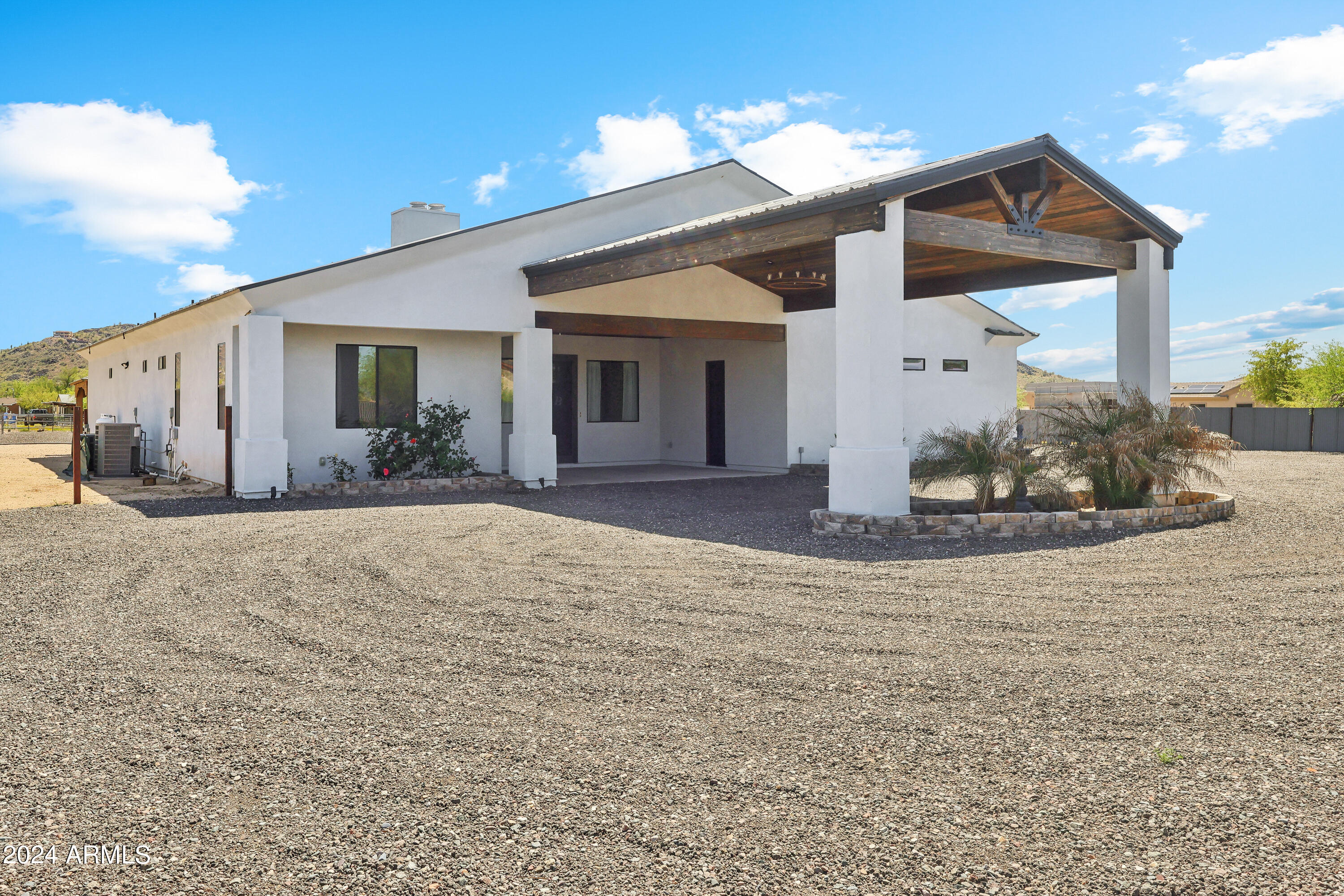 Photo 37 of 48 of 3139 W DESERT HILLS Drive house