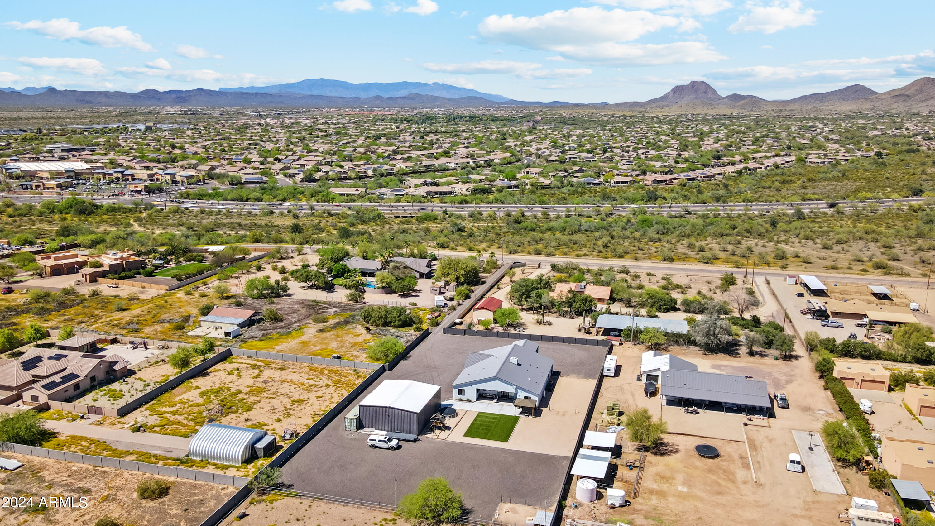 Photo 46 of 48 of 3139 W DESERT HILLS Drive house