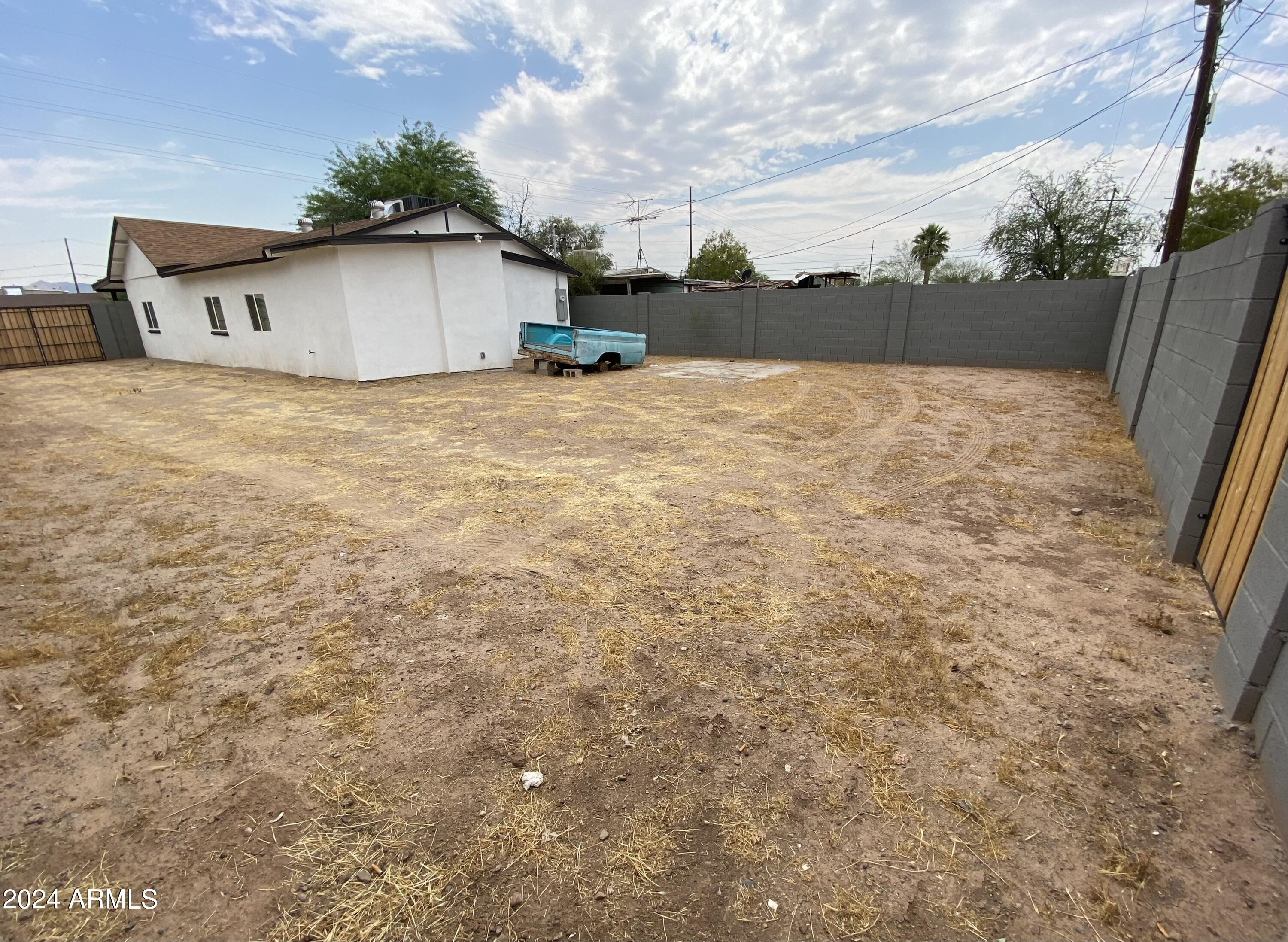 Photo 22 of 26 of 2342 W PIMA Street house