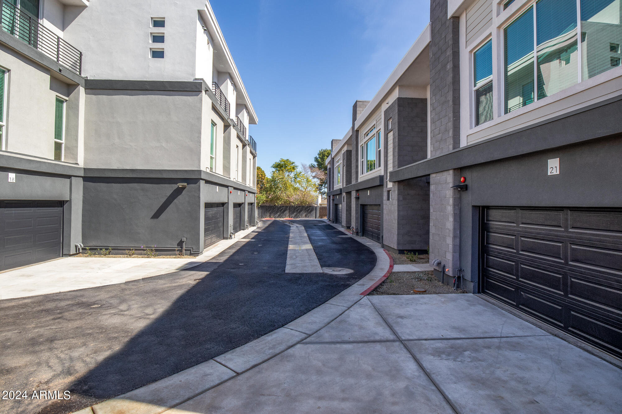 Photo 59 of 59 of 915 E Missouri Avenue 7 townhome