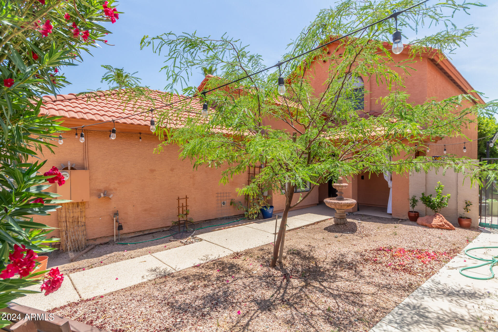 Photo 4 of 26 of 4143 E Cholla Canyon Drive house