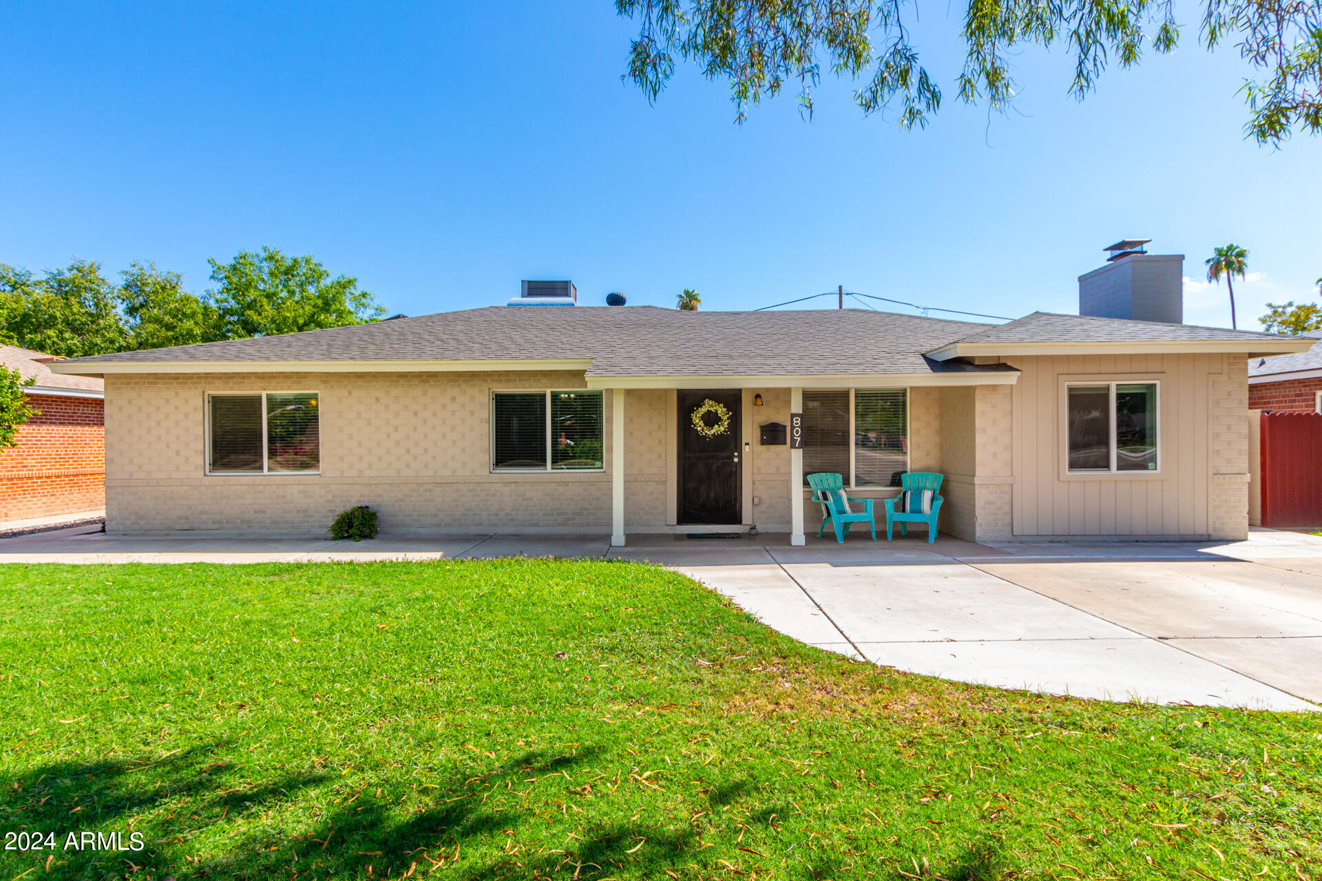 Photo 48 of 51 of 807 W San Miguel Avenue house