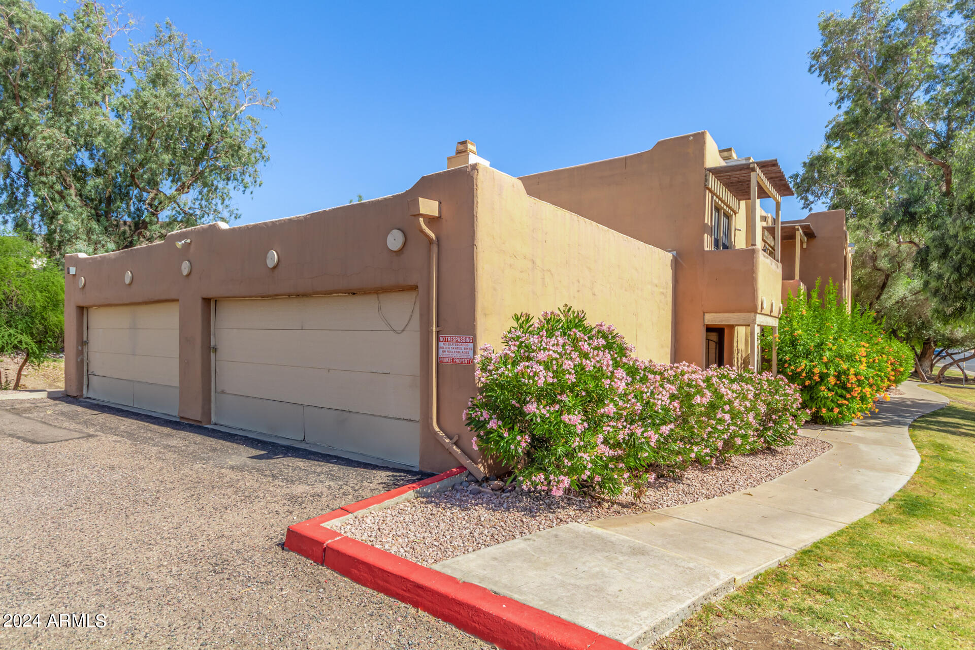 Photo 7 of 29 of 1425 E DESERT COVE Avenue 9 condo