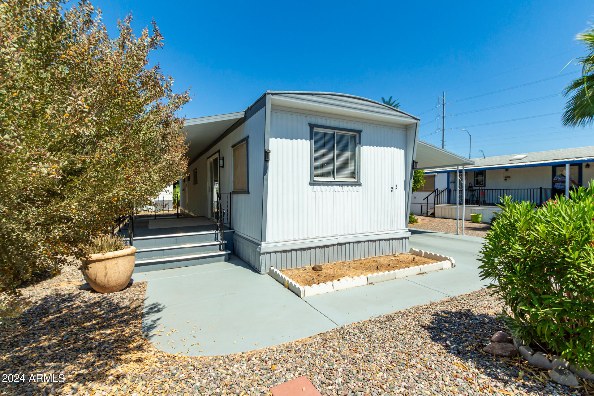 Photo 3 of 29 of 2650 W UNION HILLS Drive 22 mobile home