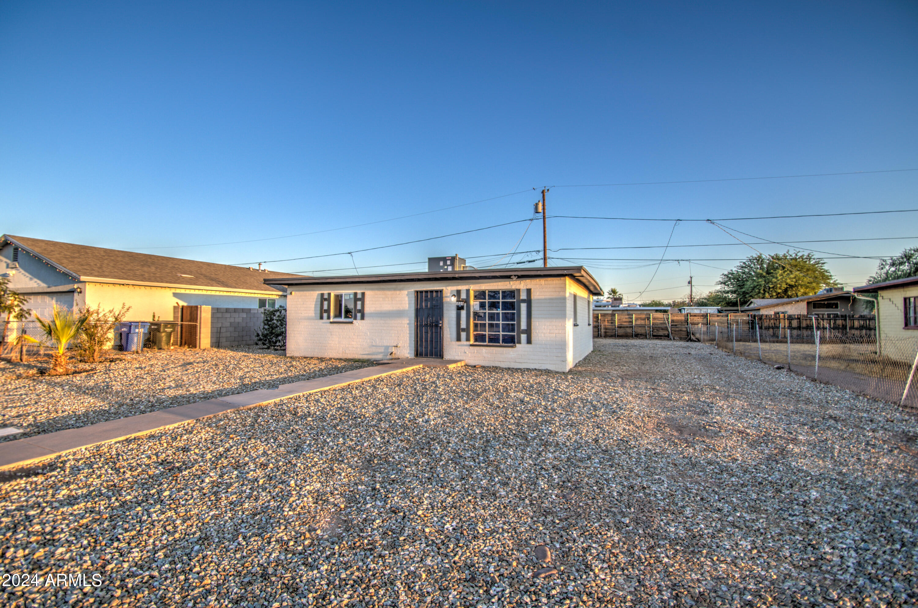 Photo 2 of 12 of 1535 W PIMA Street house