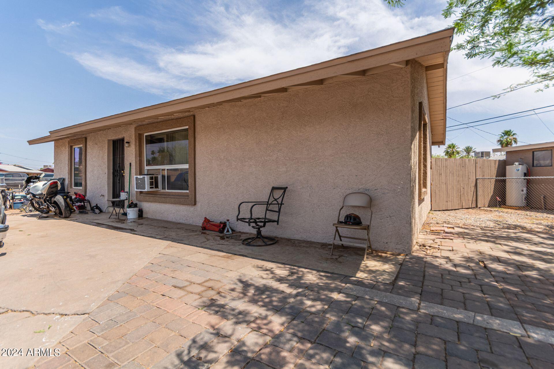 Photo 4 of 22 of 1649 W SONORA Street house