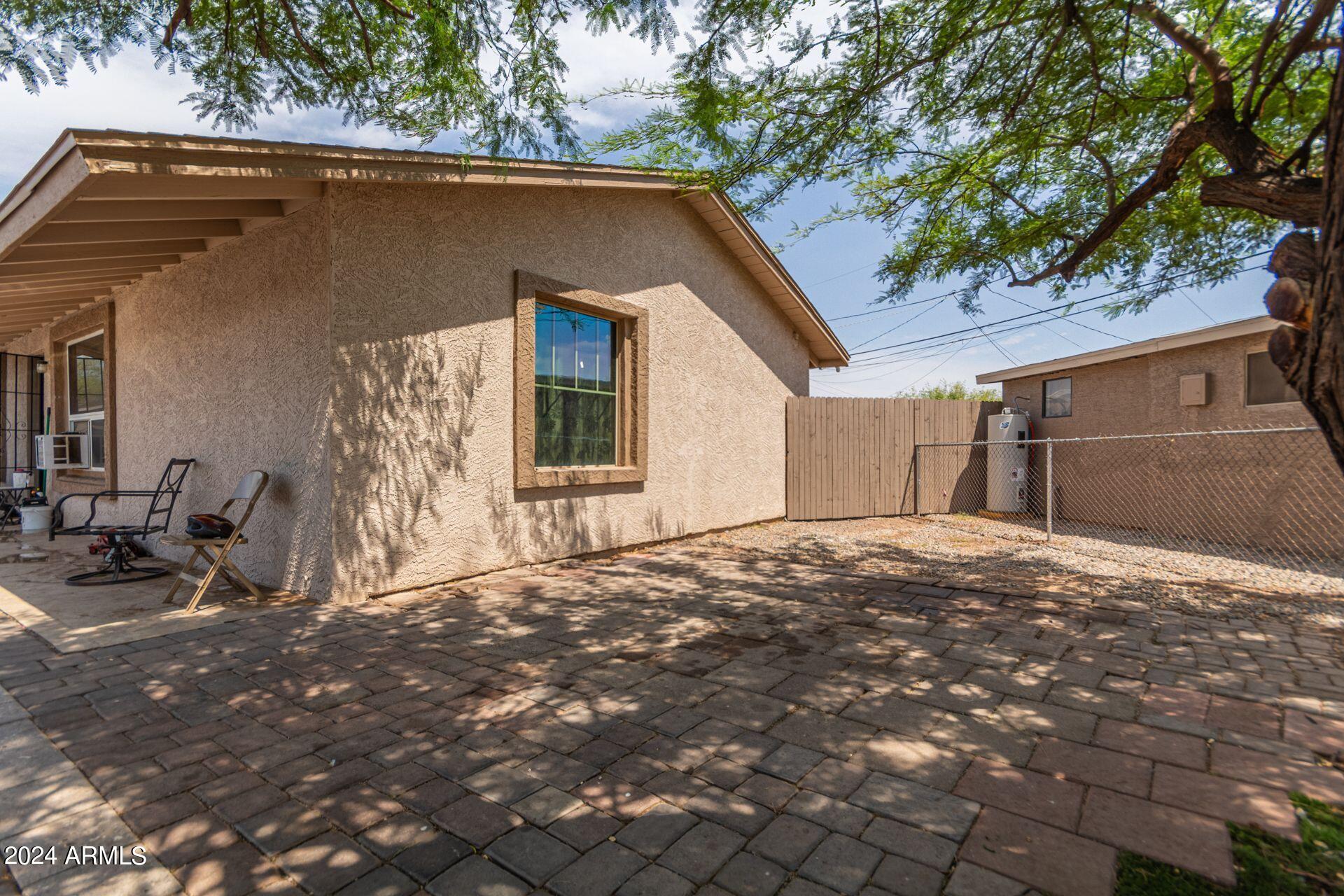 Photo 5 of 22 of 1649 W SONORA Street house