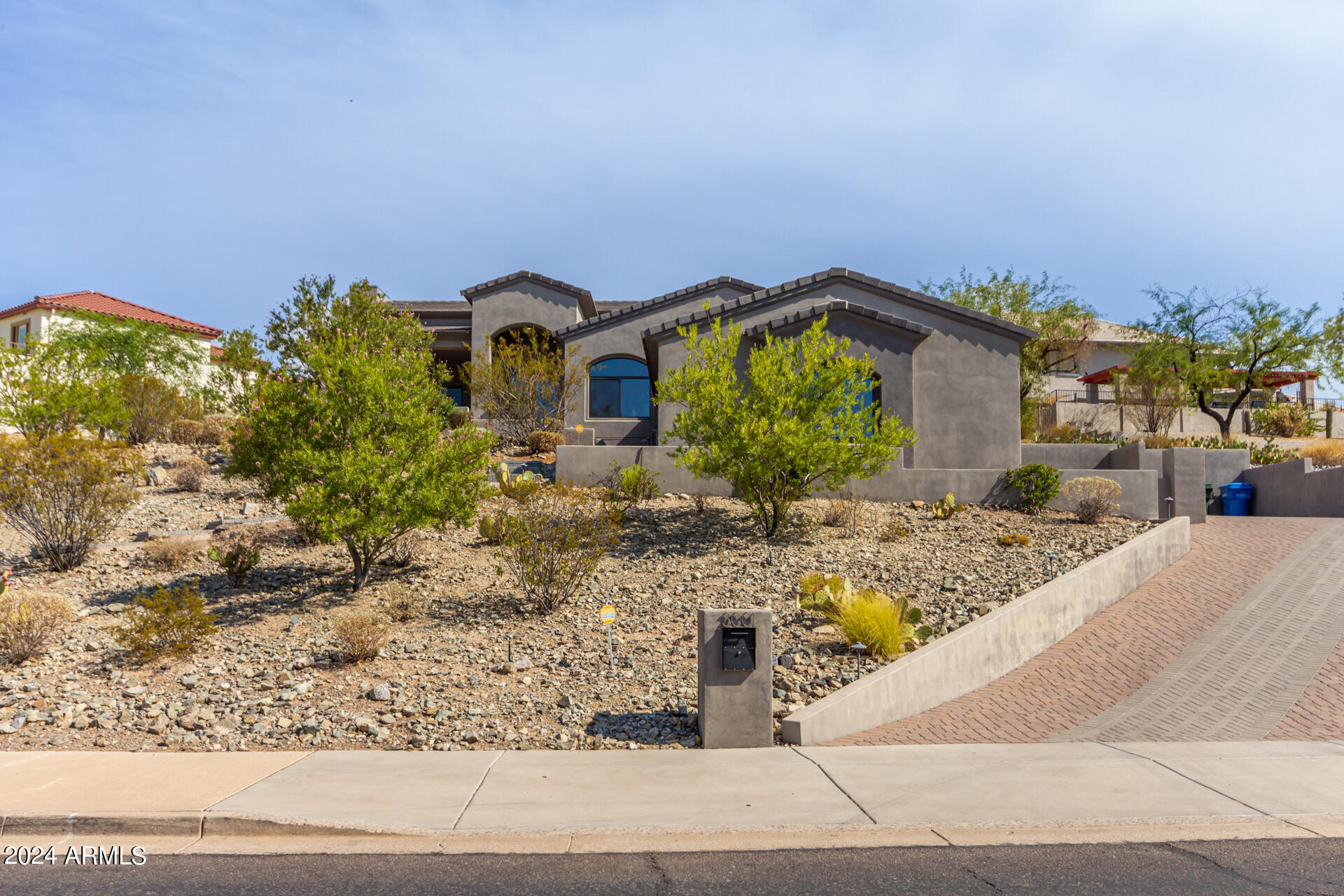 Photo 2 of 52 of 3001 E ACOMA Drive house