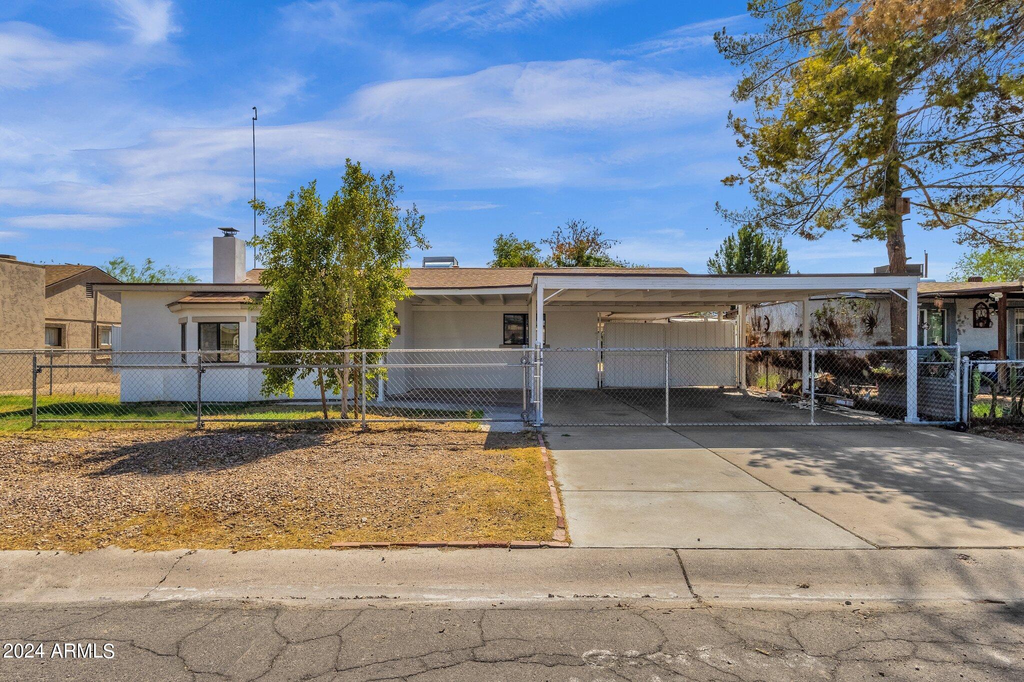 Photo 1 of 22 of 6041 S 11TH Street house