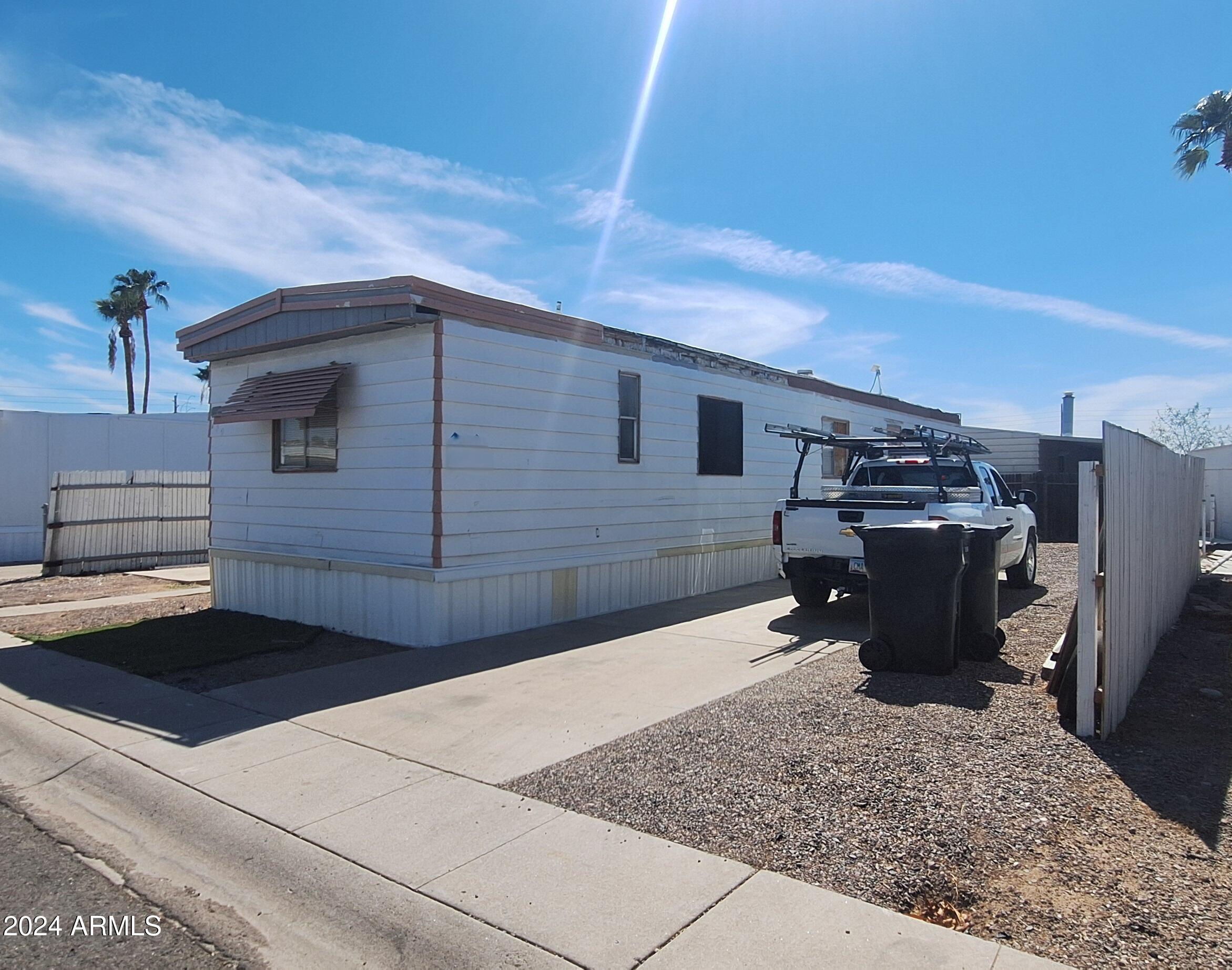 Photo 2 of 8 of 15601 N 19 Avenue 109 mobile home