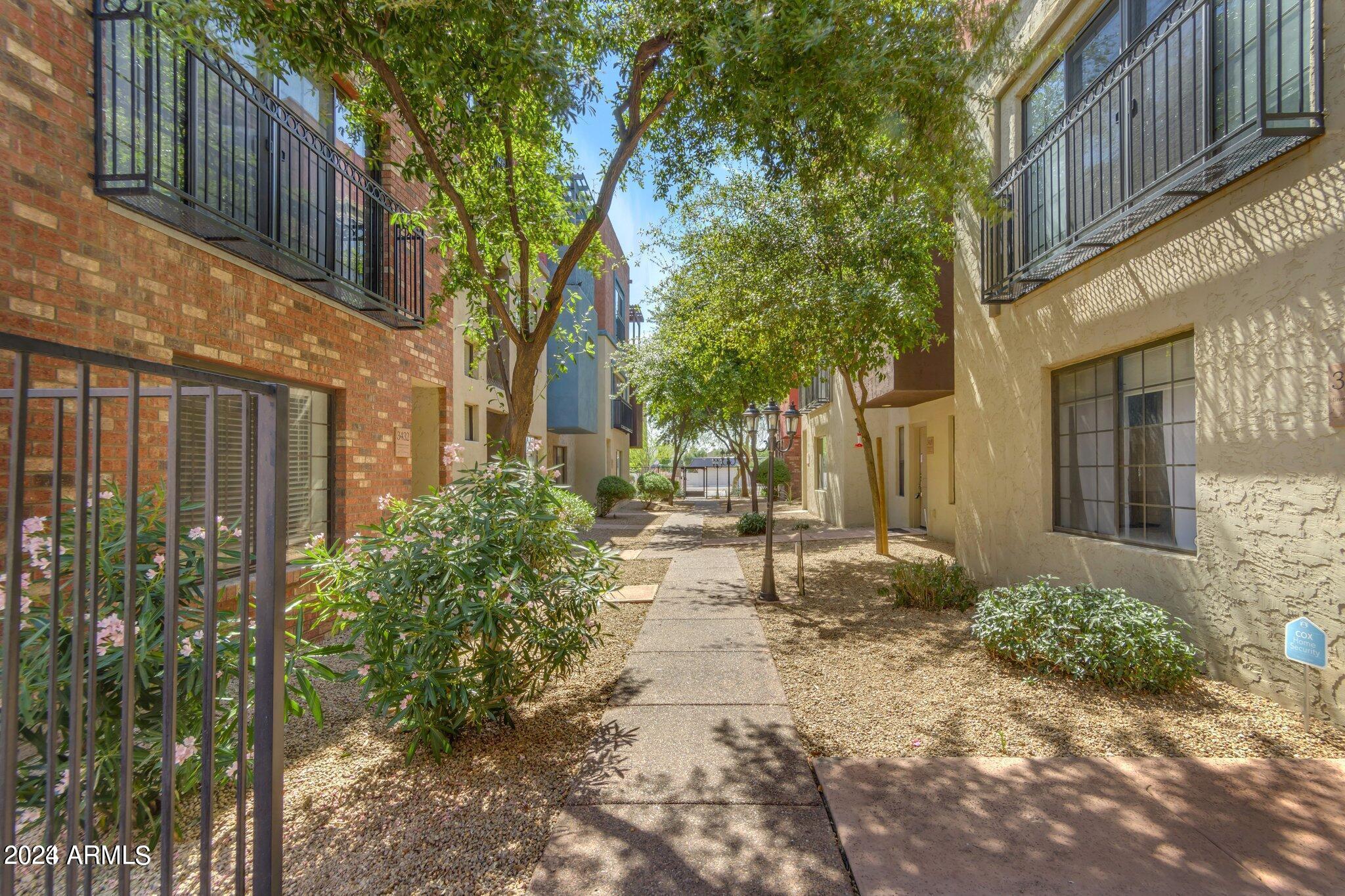 Photo 9 of 37 of 3428 E Lance Lane townhome