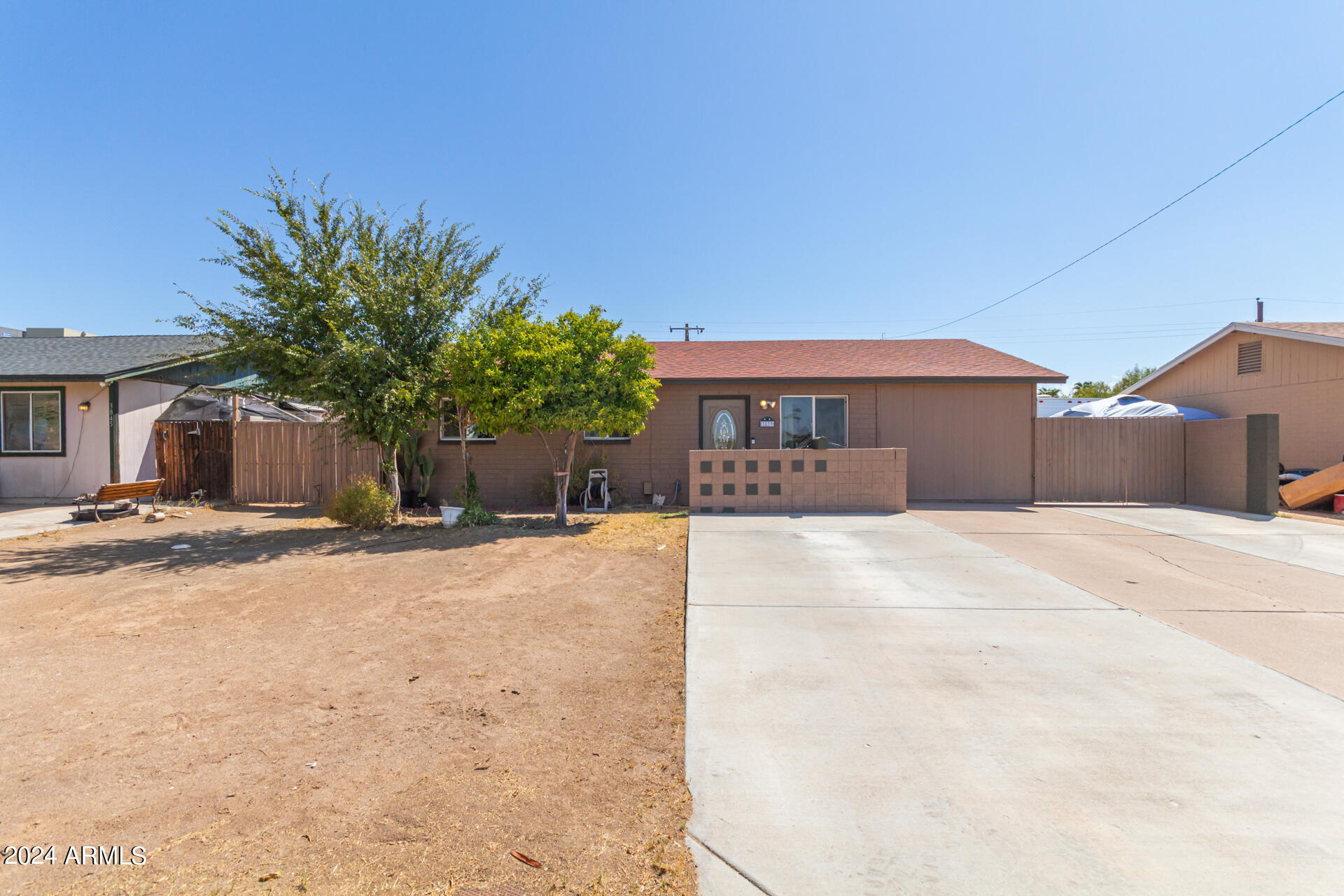 Photo 1 of 25 of 3839 N 81ST Avenue house