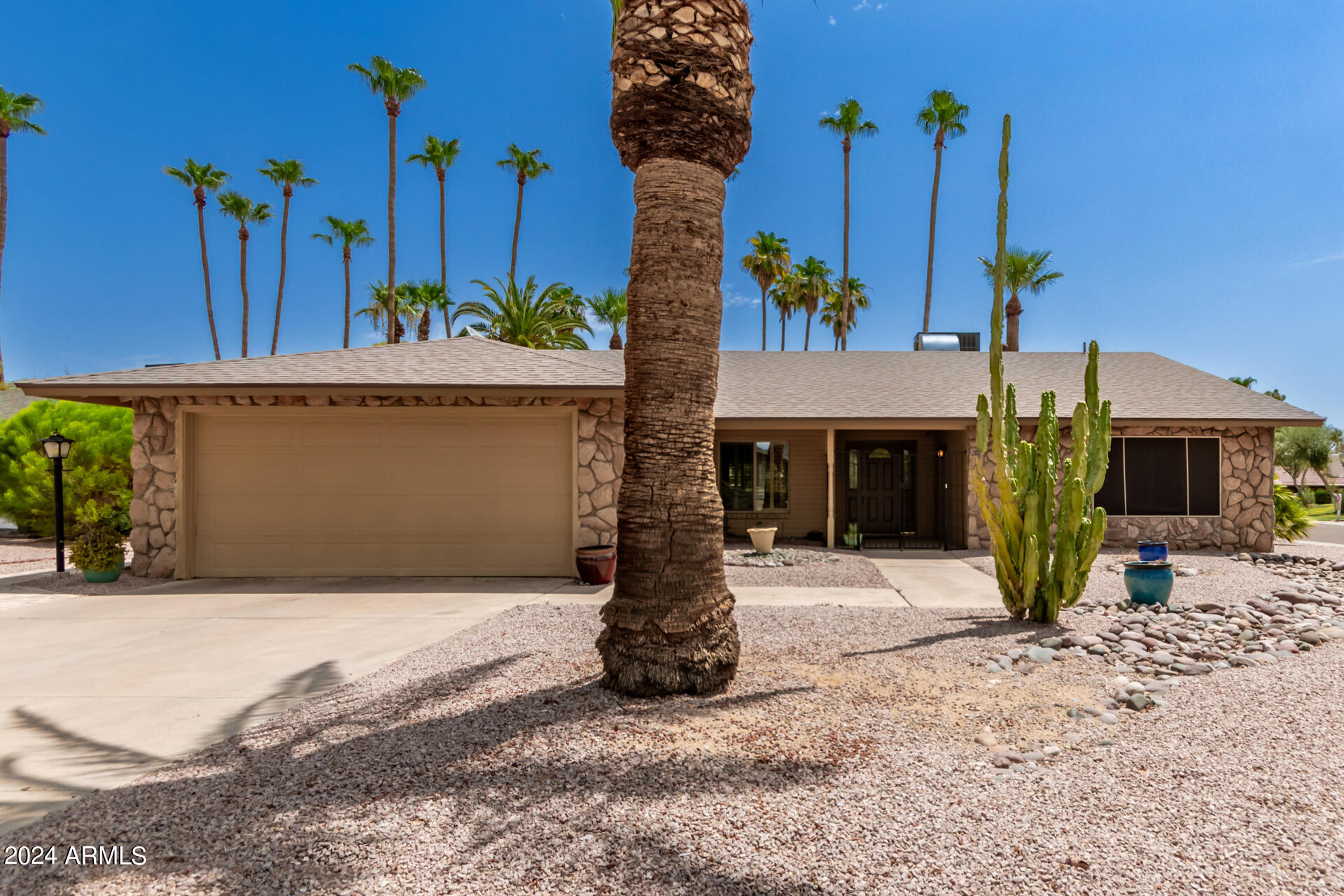 Photo 2 of 45 of 12059 S PAIUTE Street house