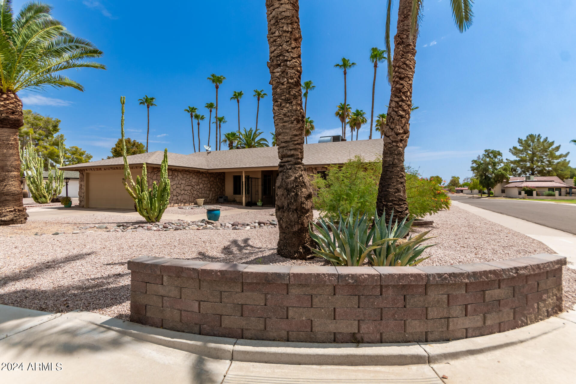 Photo 3 of 45 of 12059 S PAIUTE Street house