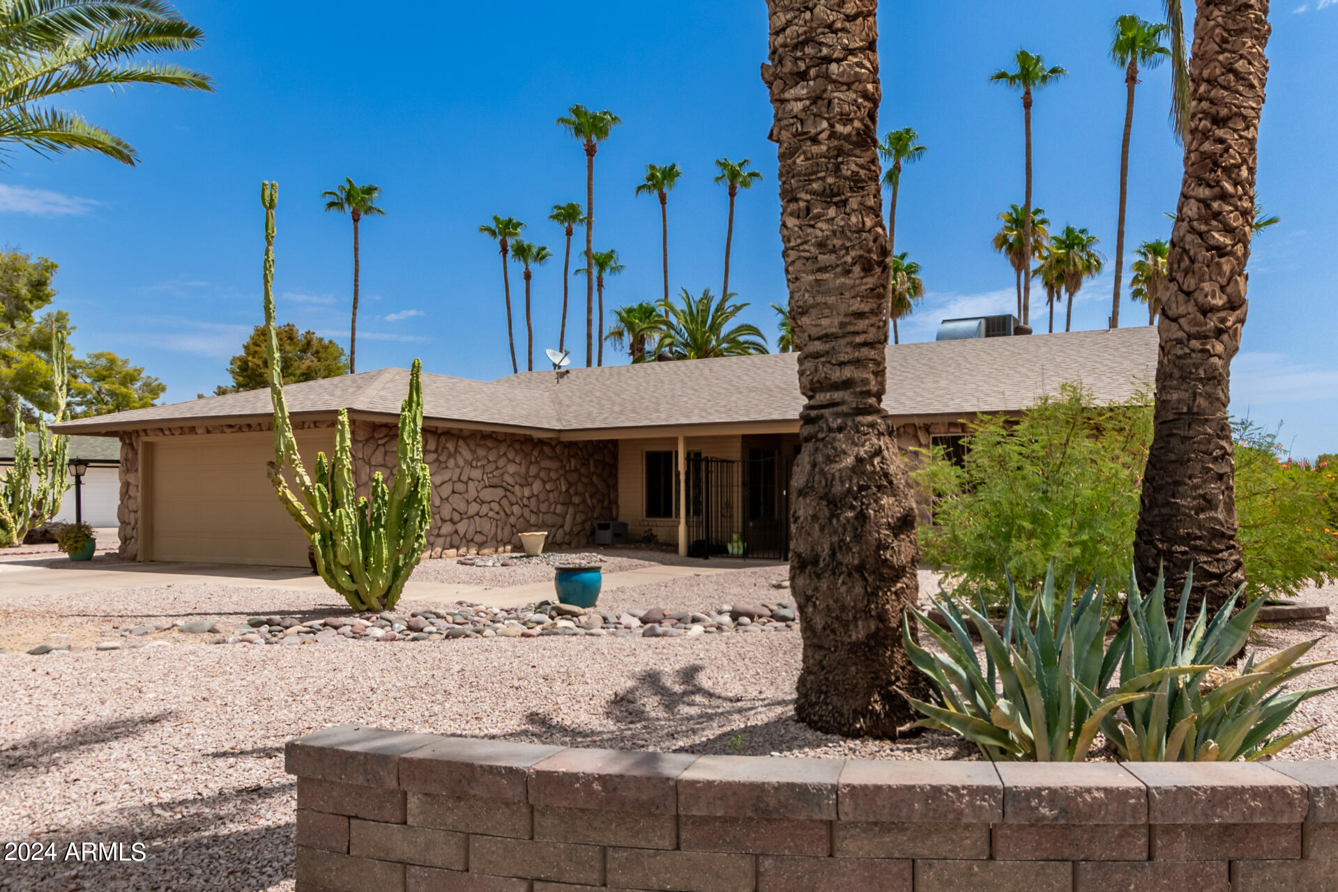 Photo 4 of 45 of 12059 S PAIUTE Street house