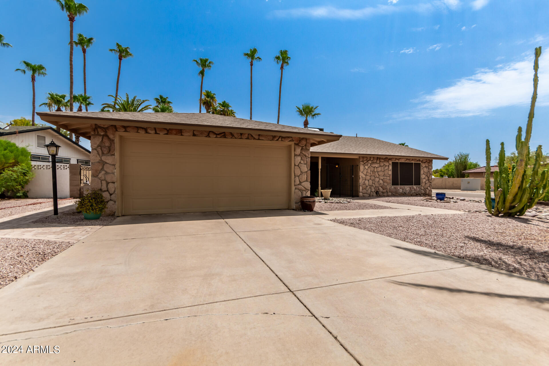 Photo 7 of 45 of 12059 S PAIUTE Street house