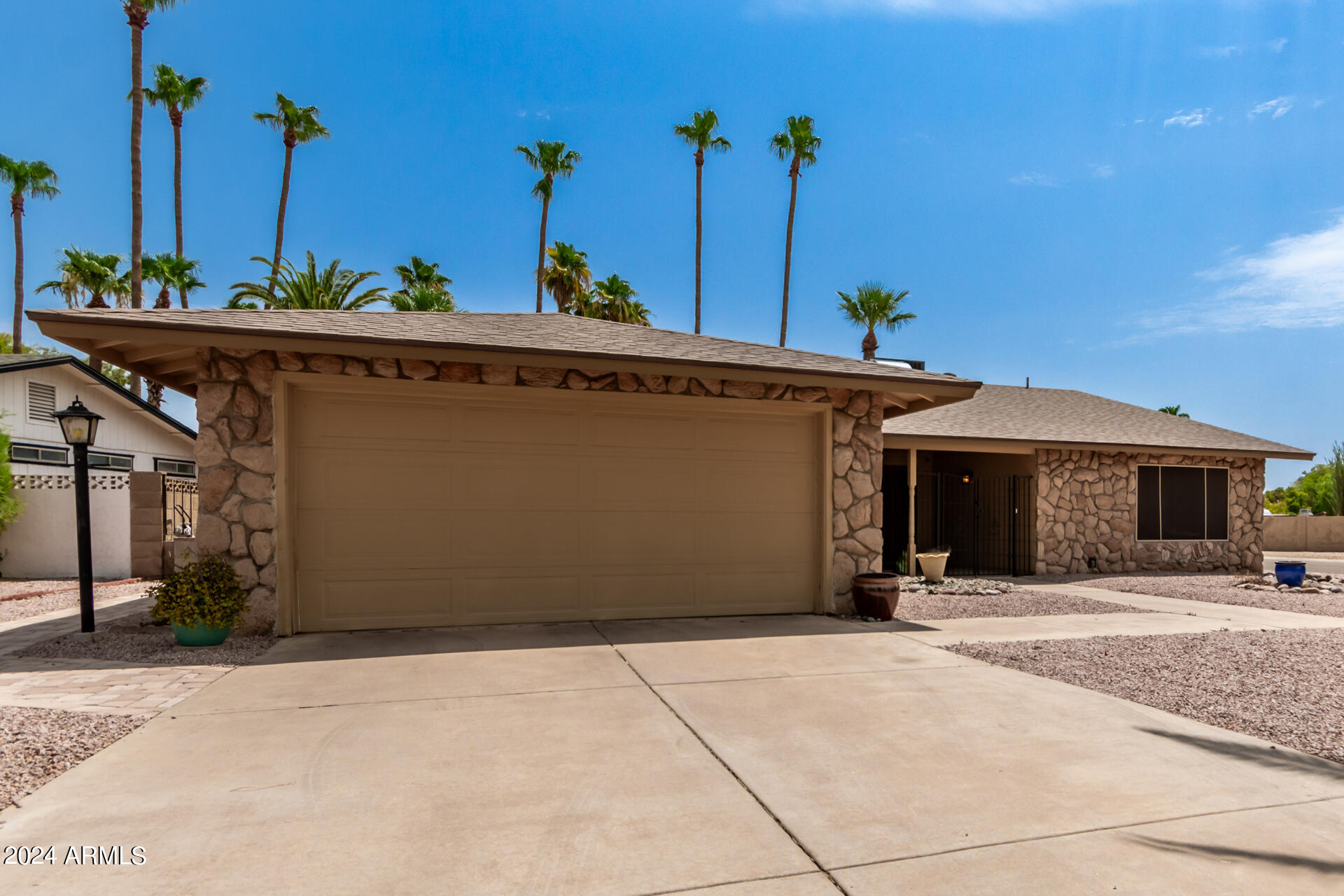 Photo 8 of 45 of 12059 S PAIUTE Street house