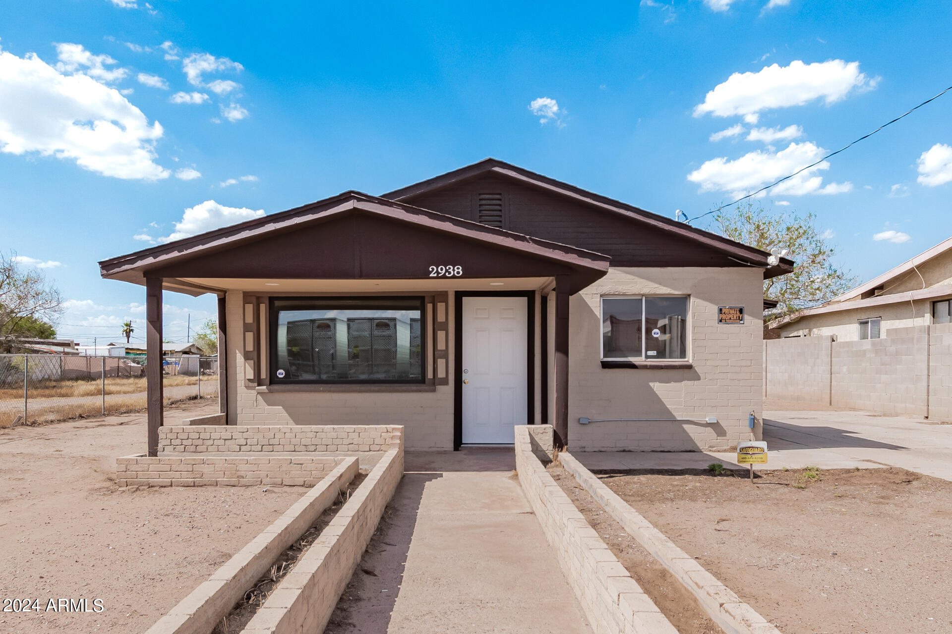 Photo 1 of 24 of 2938 W PIMA Street house