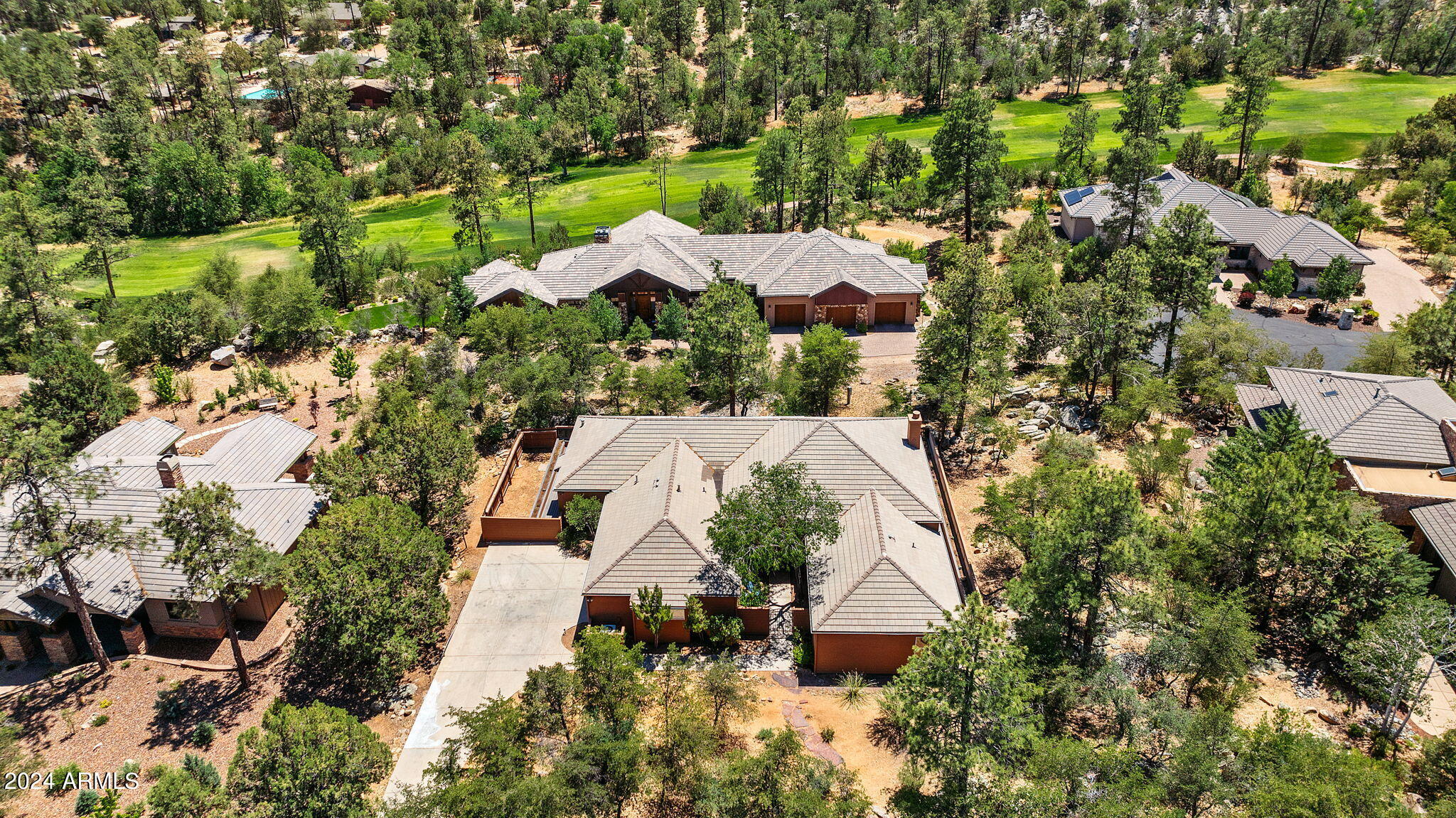 Photo 4 of 83 of 1597 CONIFER RIDGE Lane house