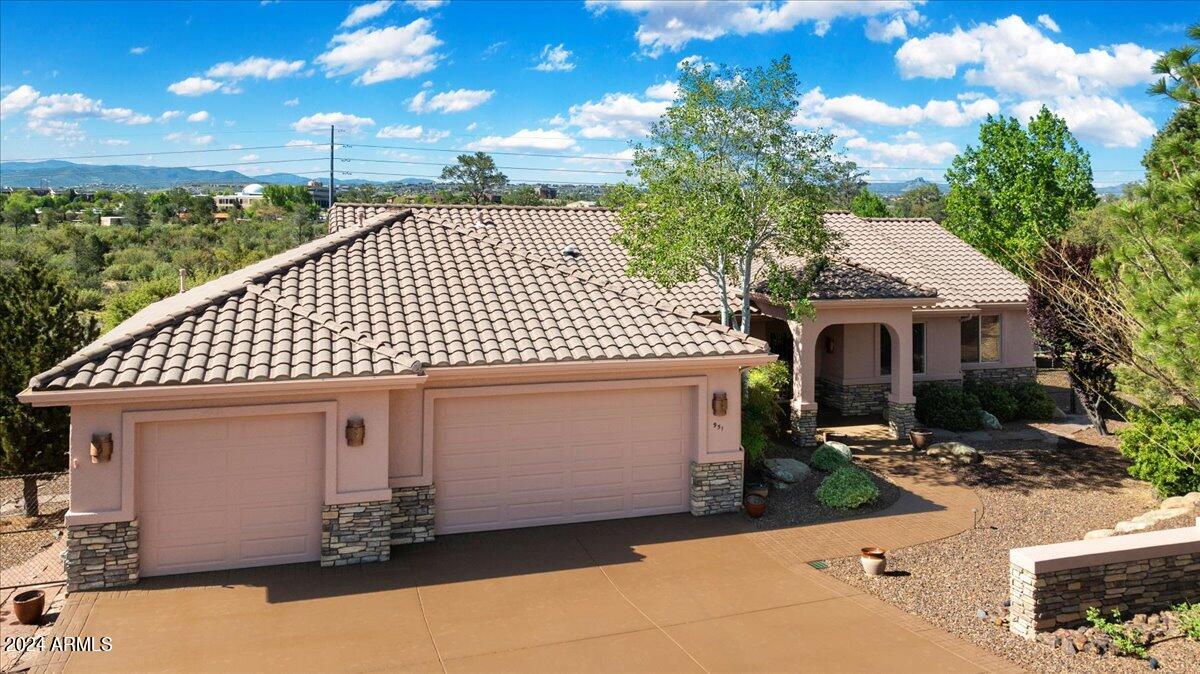 Photo 1 of 41 of 951 PANICUM Drive house