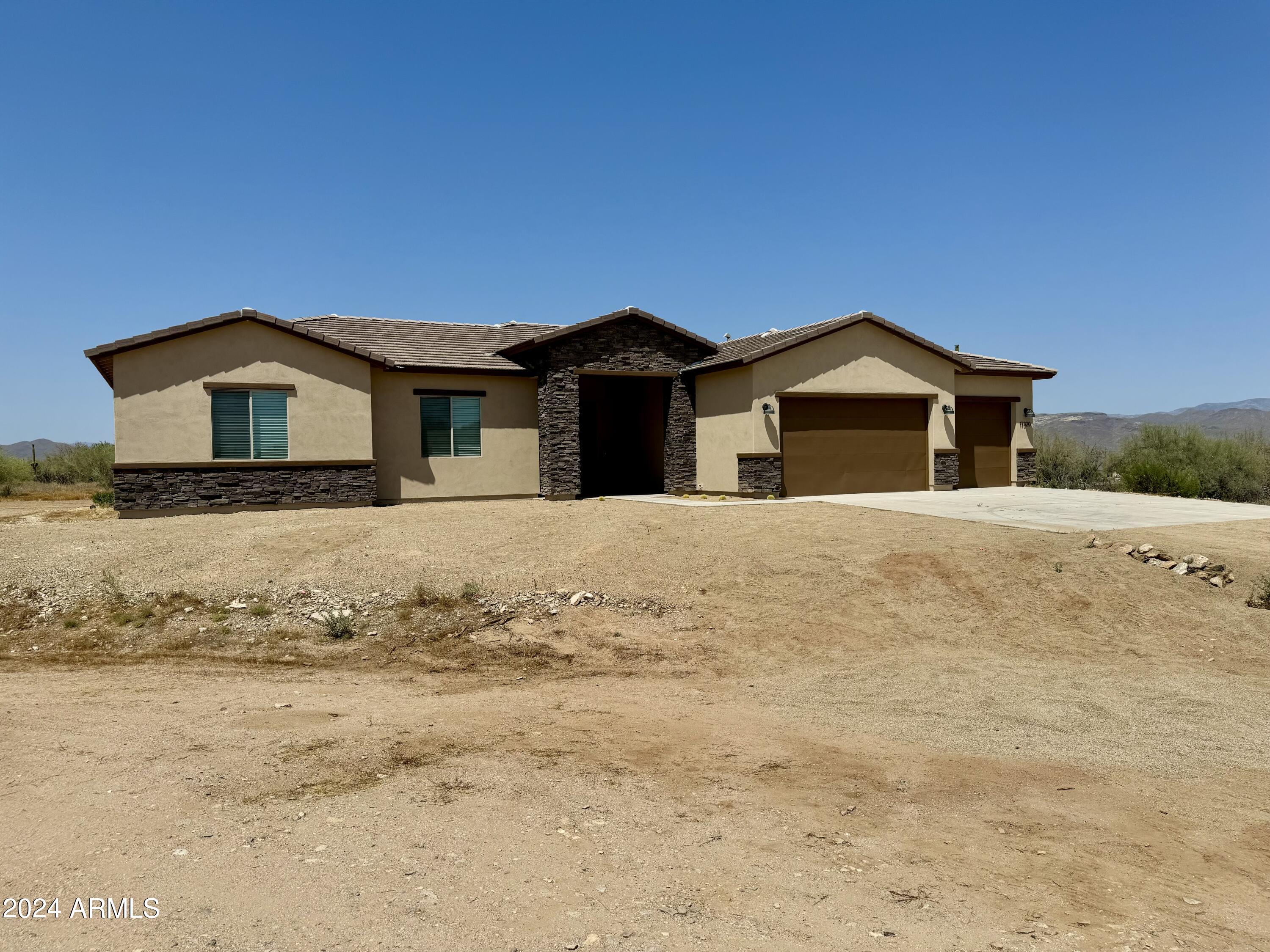 Photo 13 of 24 of 17320 E Pinnacle Vista Drive house