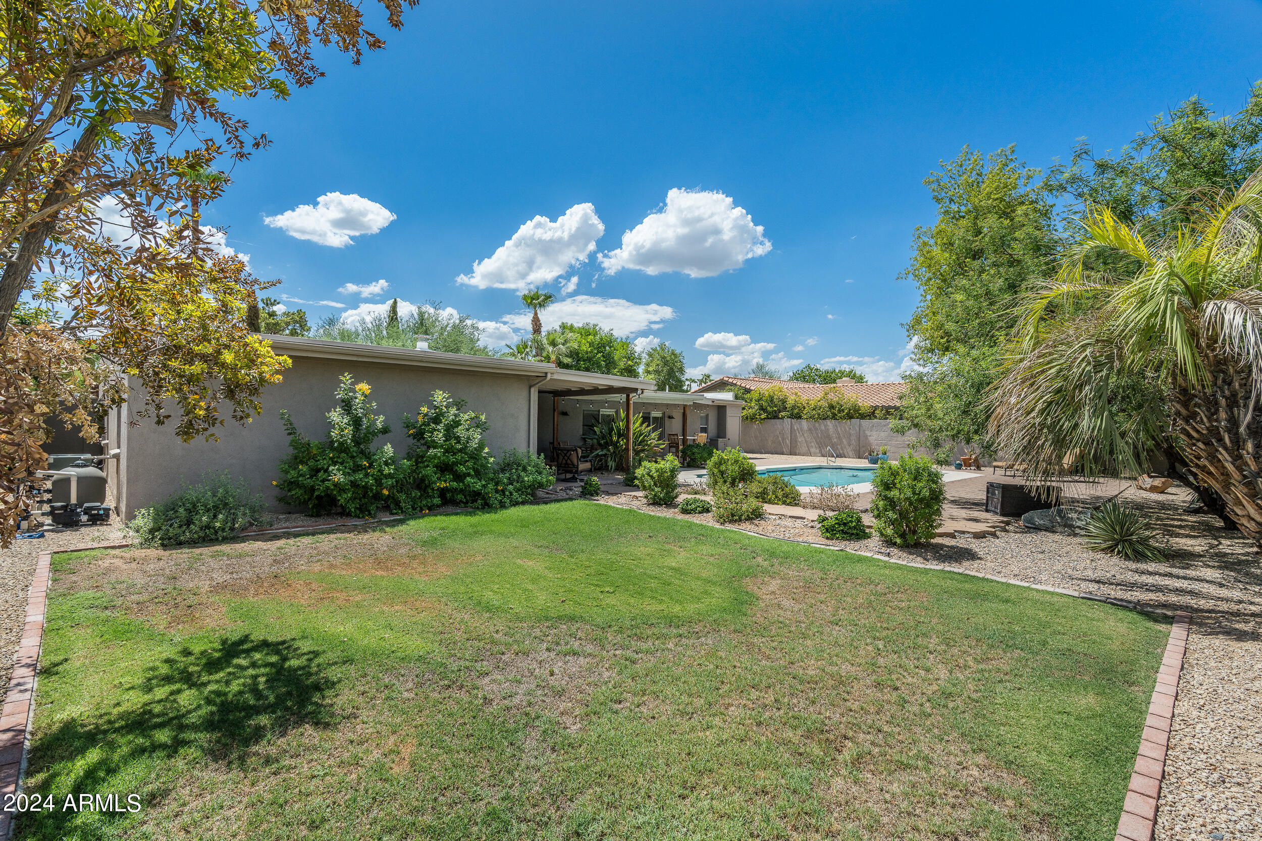 Photo 9 of 40 of 8044 E Del Mercurio Drive house