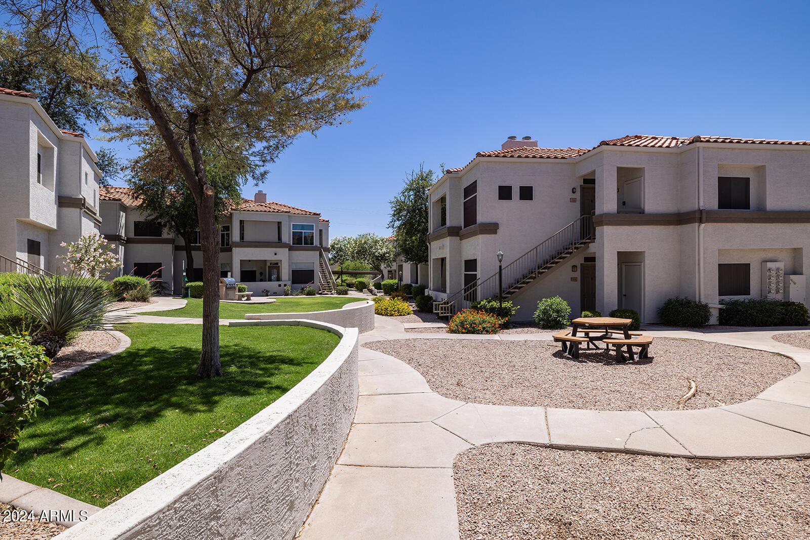 Photo 2 of 16 of 11375 E SAHUARO Drive 1055 condo