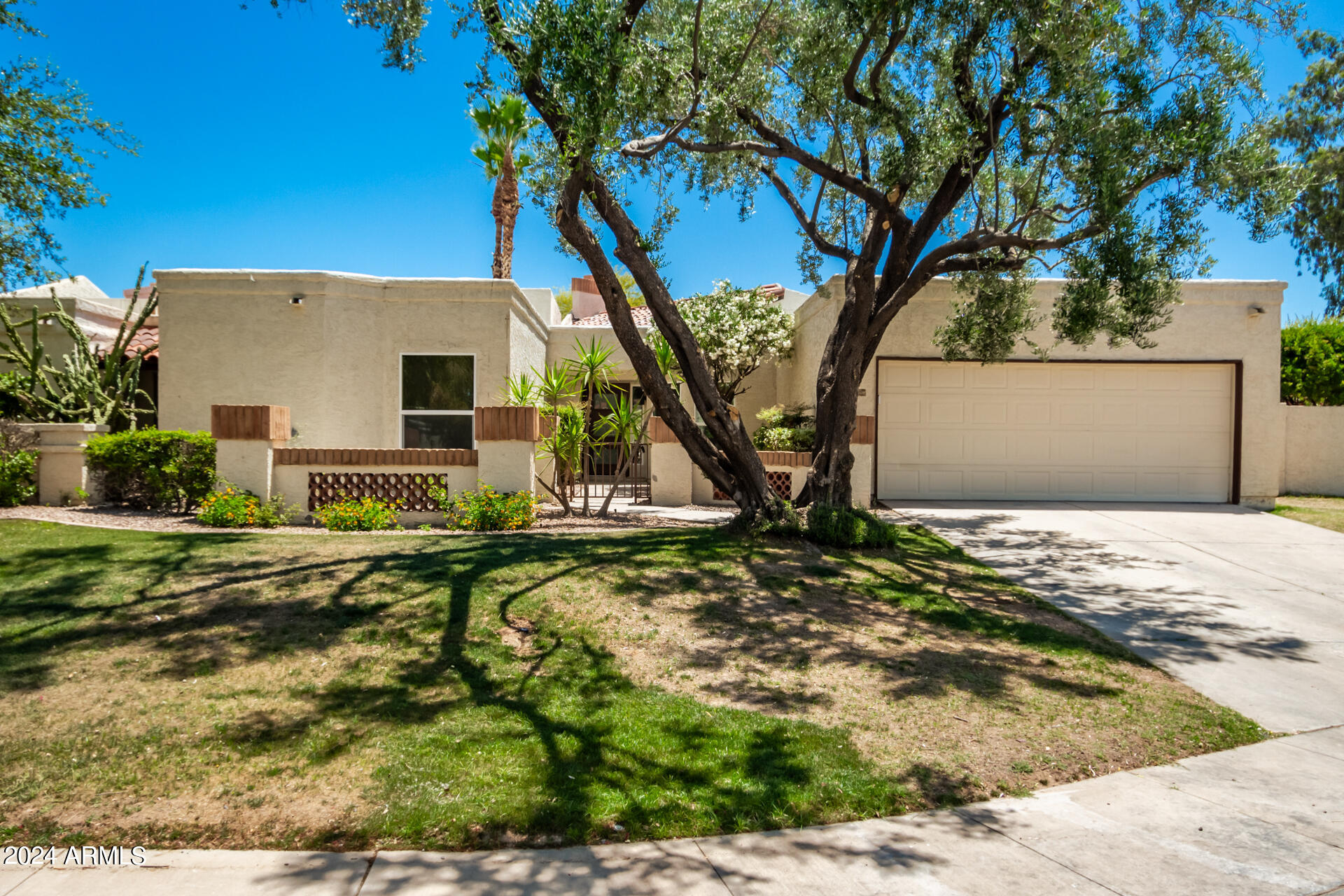 Photo 2 of 51 of 9007 N 87TH Way townhome