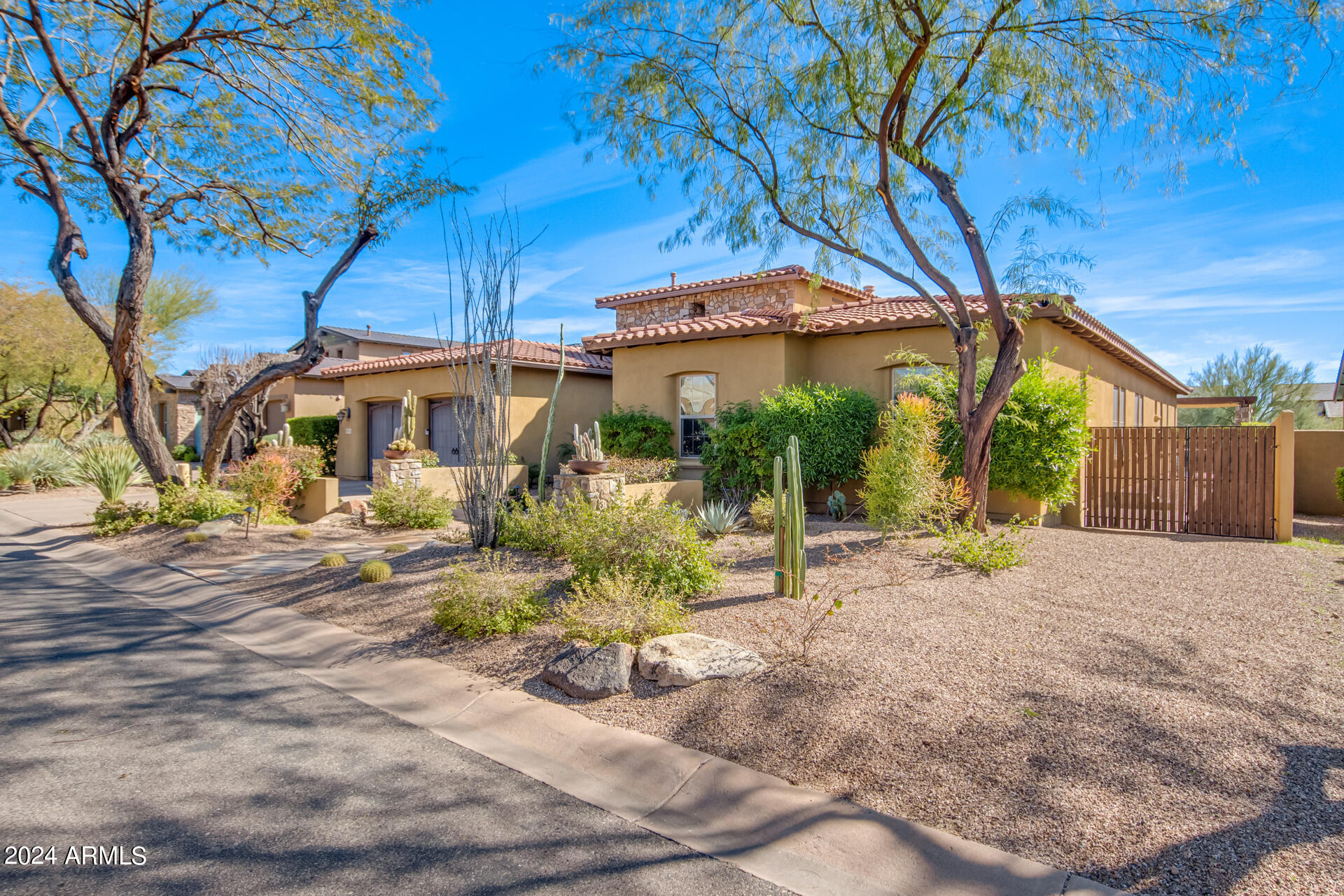 Photo 6 of 44 of 9413 E DESERT VILLAGE Drive house