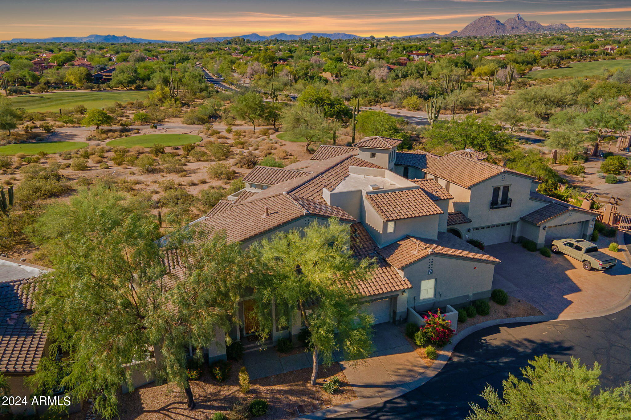 Photo 4 of 60 of 20802 N GRAYHAWK Drive 1185 townhome