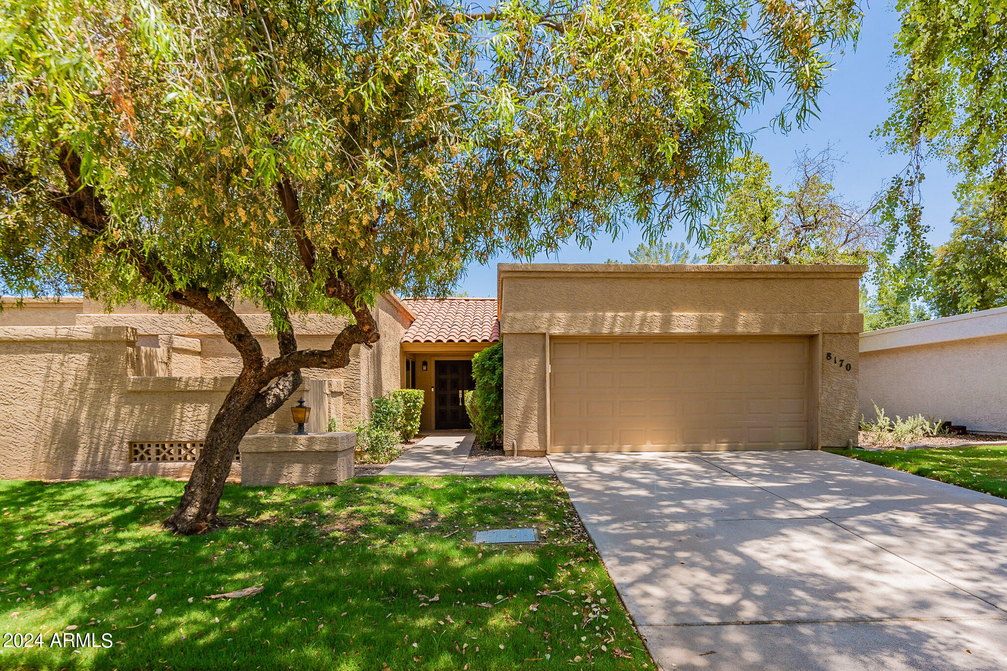 Photo 1 of 34 of 8170 E DEL CAVERNA Drive townhome