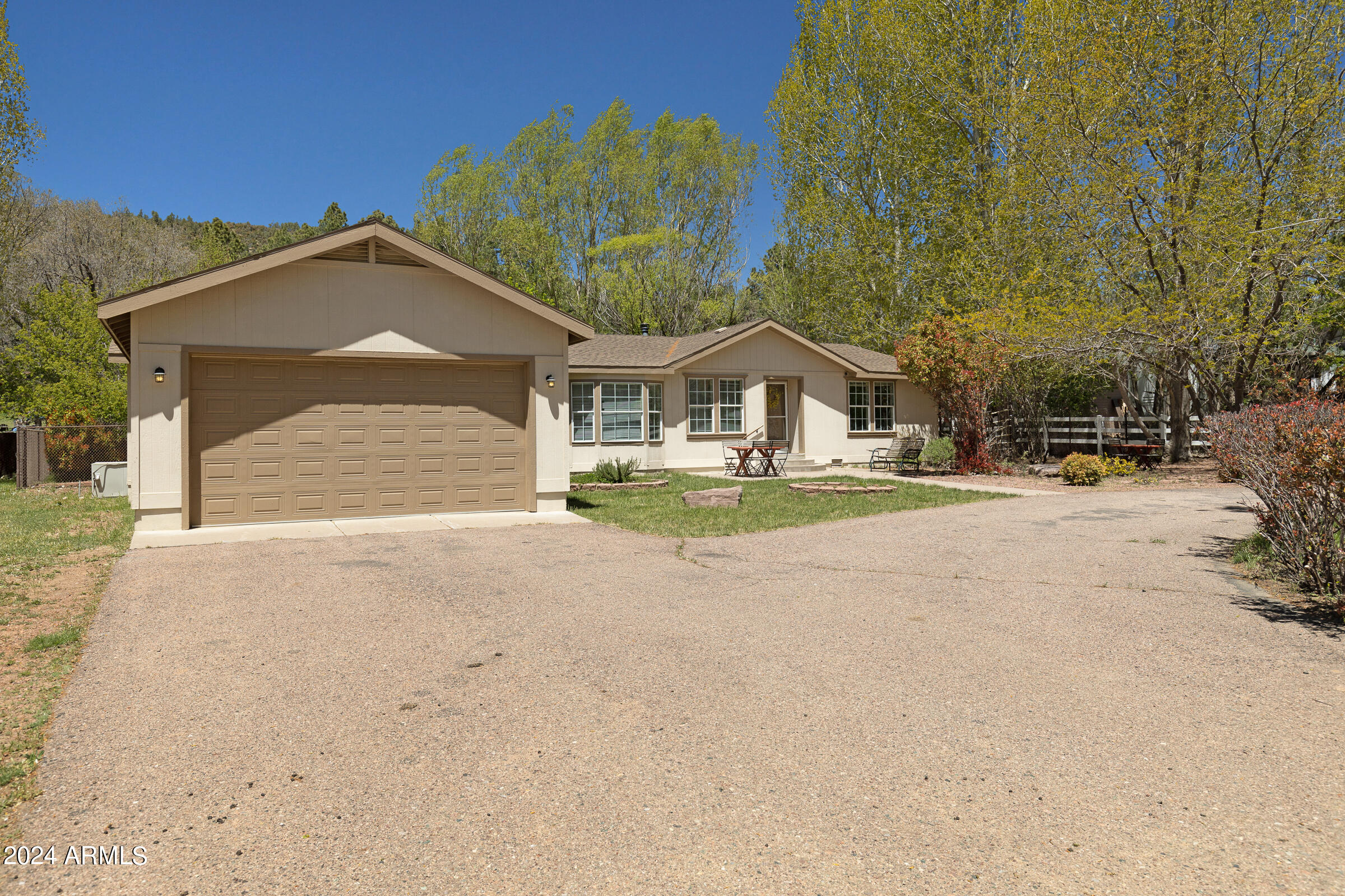 Photo 47 of 47 of 9322 W Juniper Road mobile home