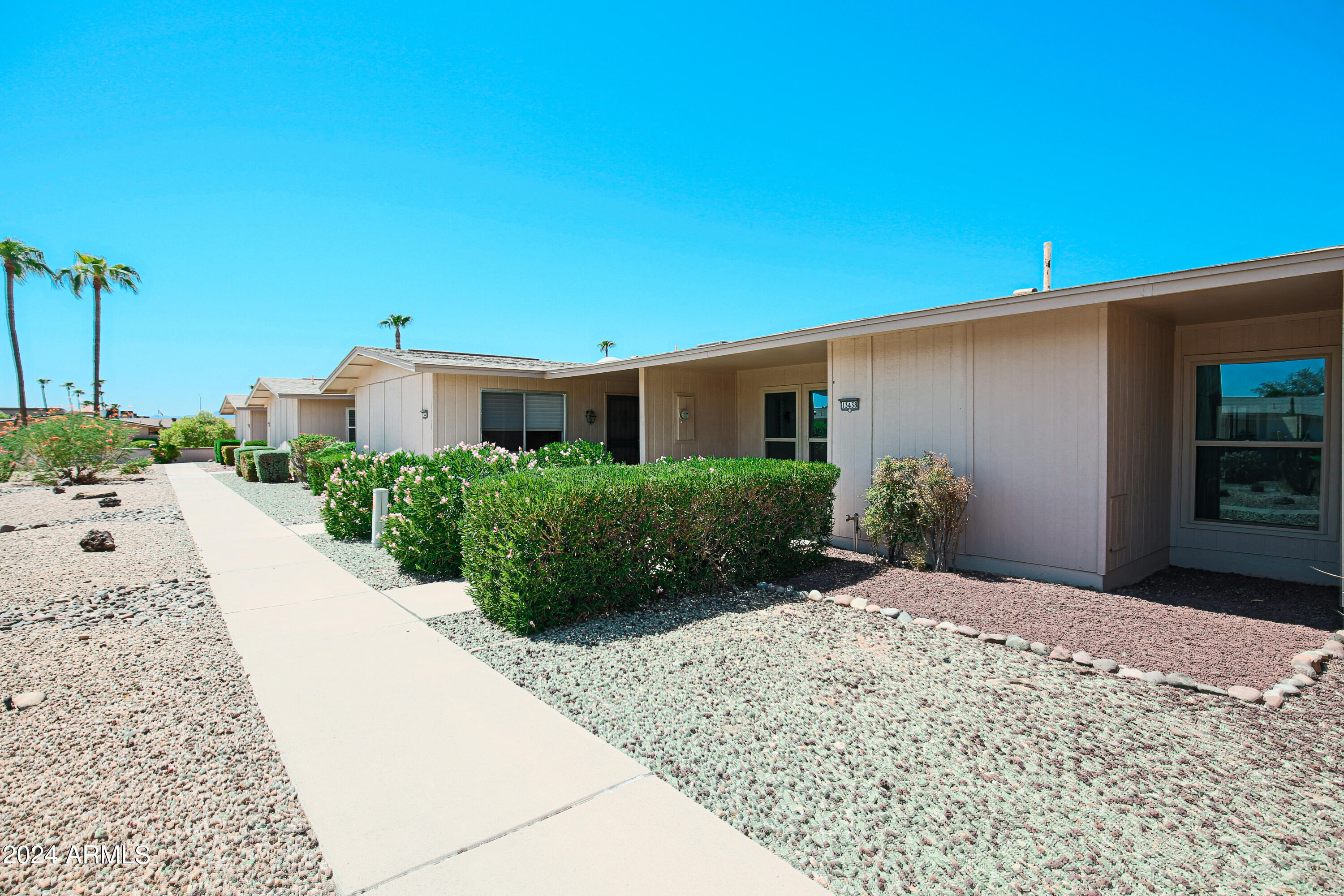 Photo 3 of 28 of 13438 W DESERT GLEN Drive condo