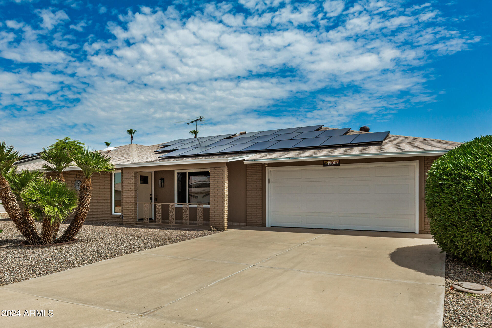 Photo 5 of 40 of 18007 N 135TH Drive house