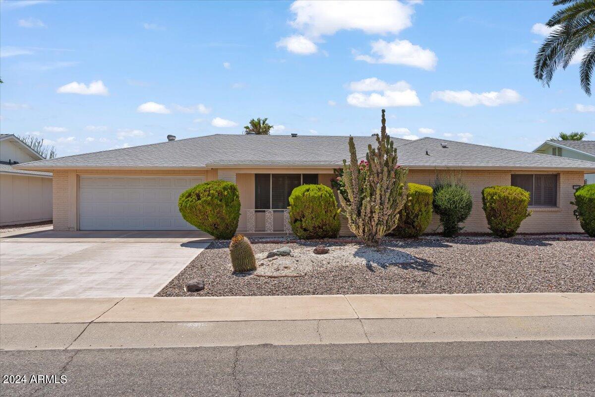 Photo 4 of 41 of 17210 N FOOTHILLS Drive house