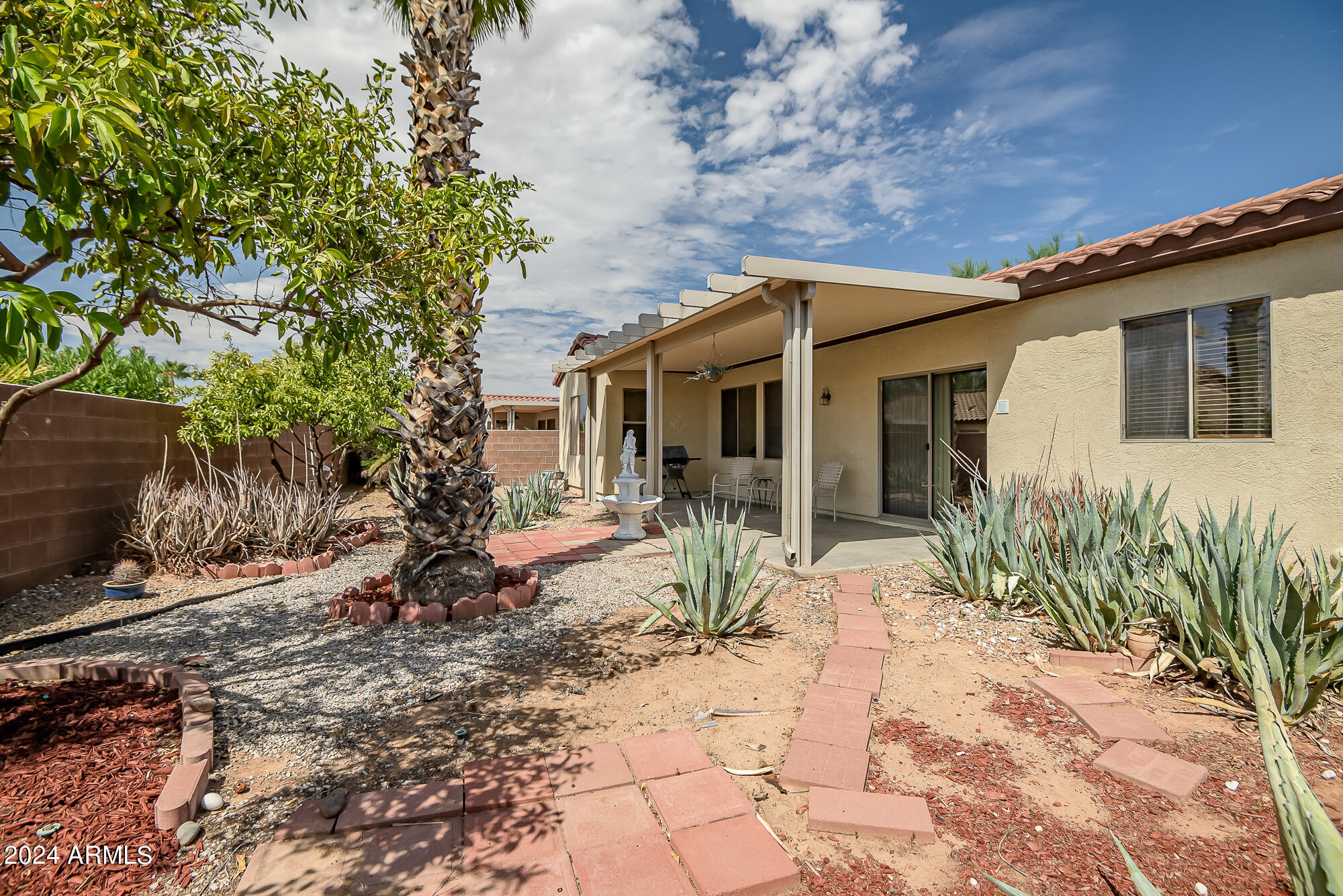 Photo 10 of 10 of 19241 N Emerald Cove Way house