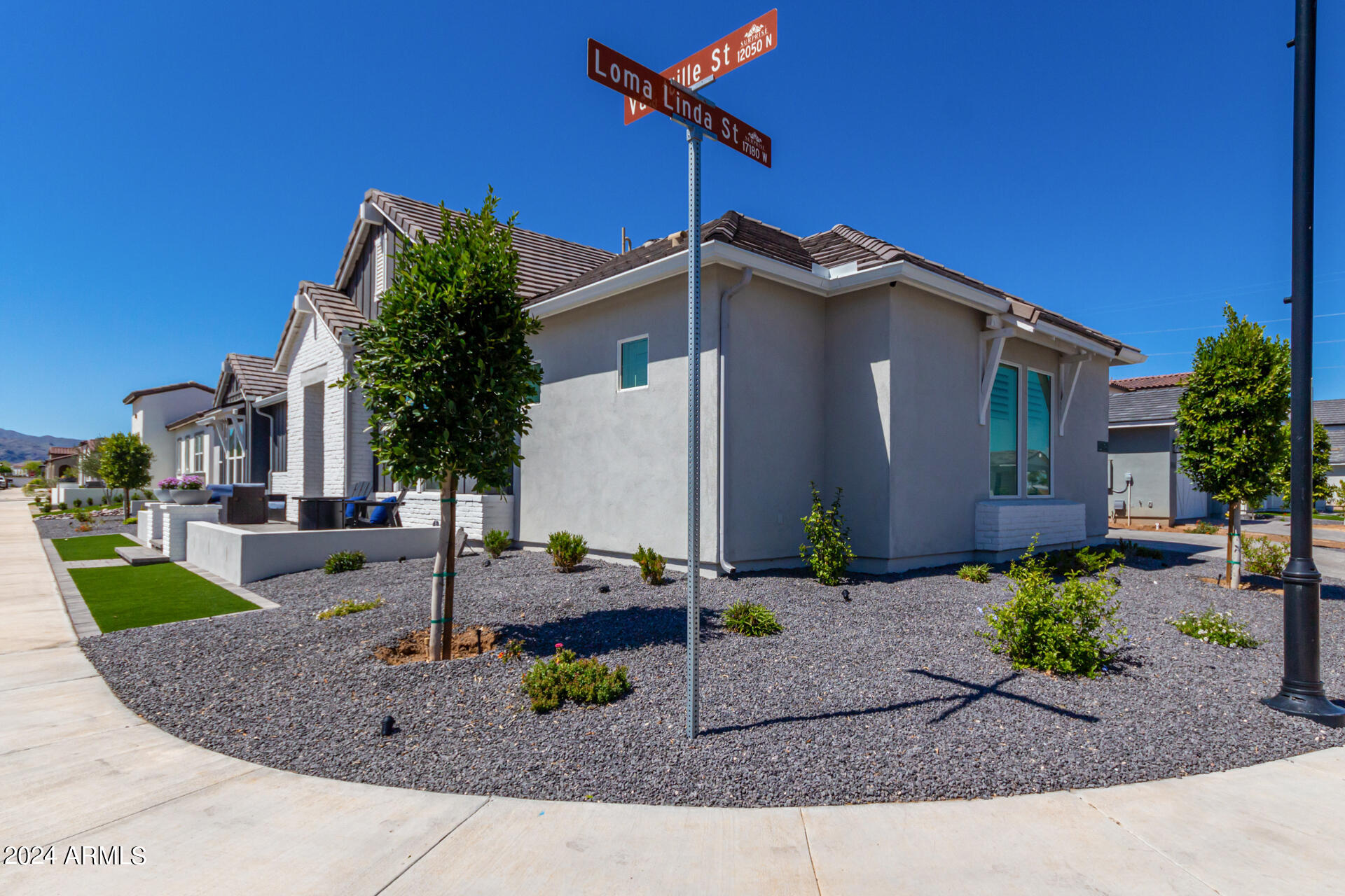 Photo 6 of 48 of 12058 N Loma Linda Street house